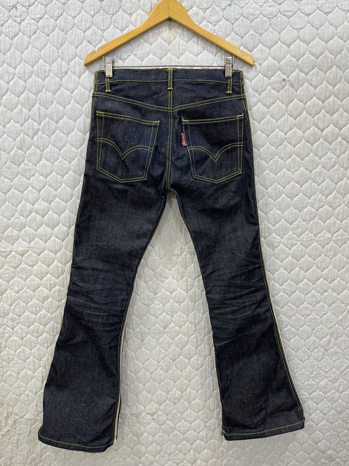 Hypebeast (Hhh). RARE JAPANESE HYPEBEAST DETACHABLE ZIPPER FLARE DENIM Size US 30 / EU 46 - 7 Thumbnail