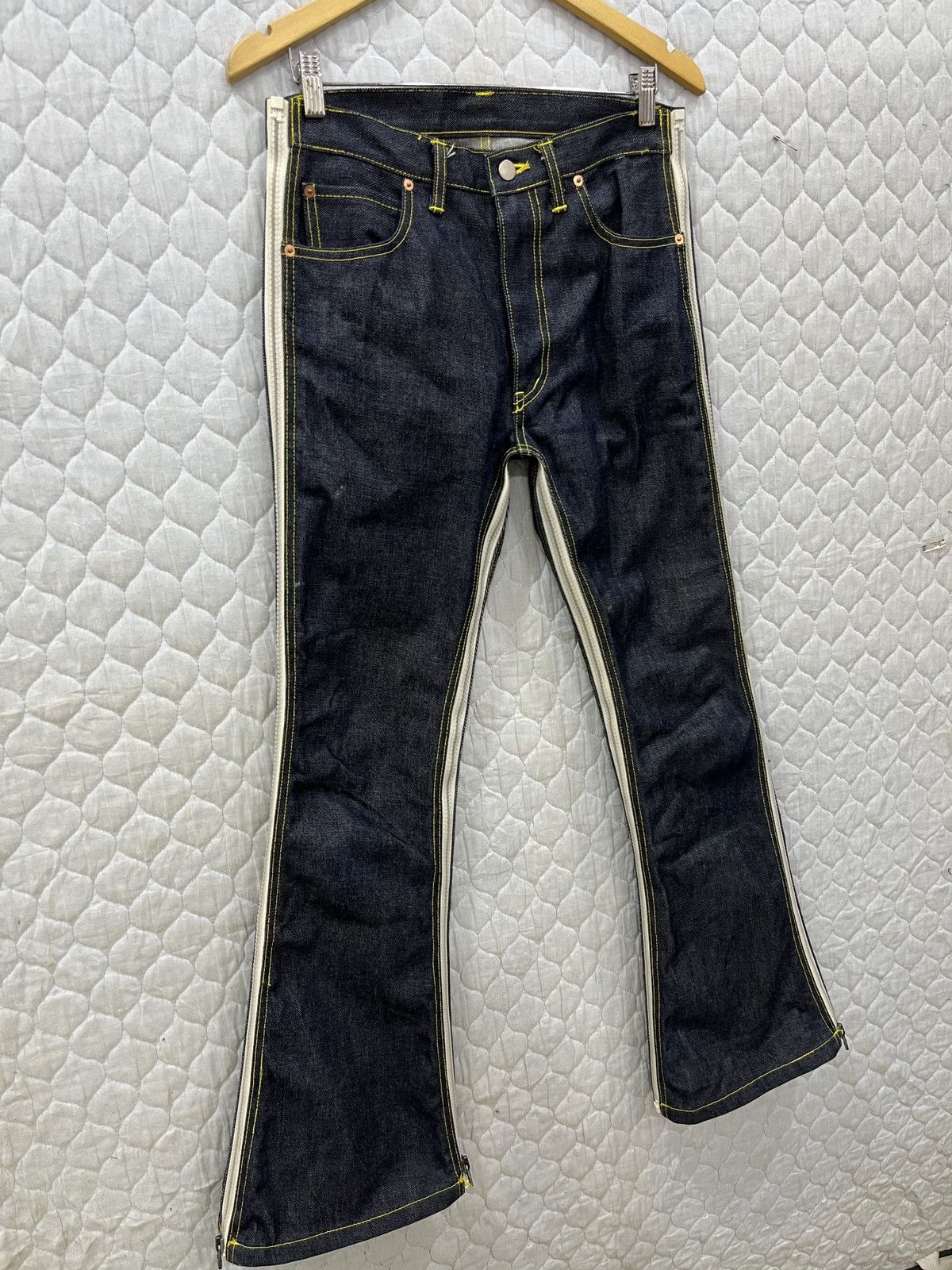Hypebeast (Hhh). RARE JAPANESE HYPEBEAST DETACHABLE ZIPPER FLARE DENIM Size US 30 / EU 46 - 3 Thumbnail