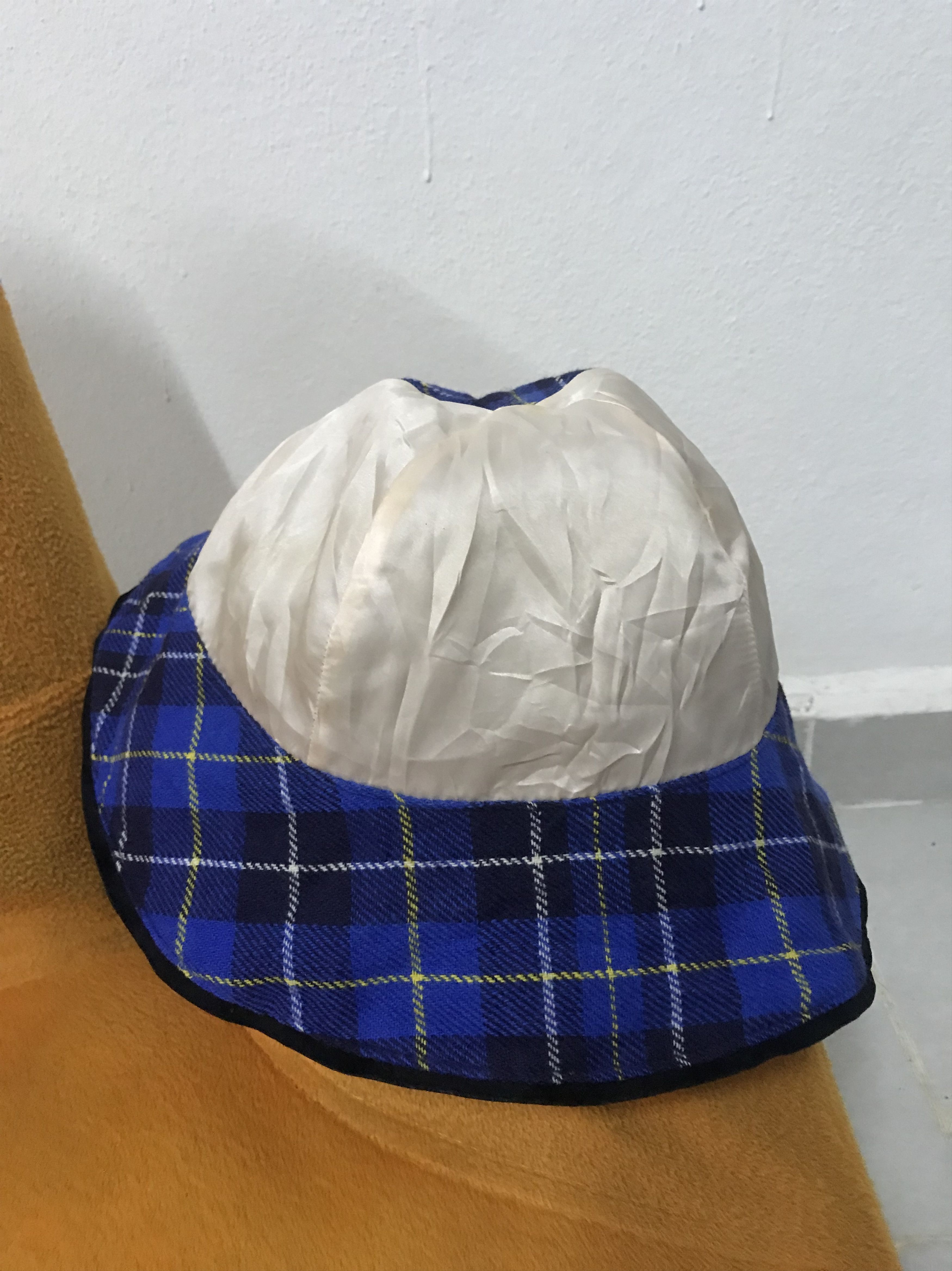 Vintage × Vivienne Westwood Vintage Vivienne Westwood Chapeaux Wool Hat Size ONE SIZE - 9 Thumbnail