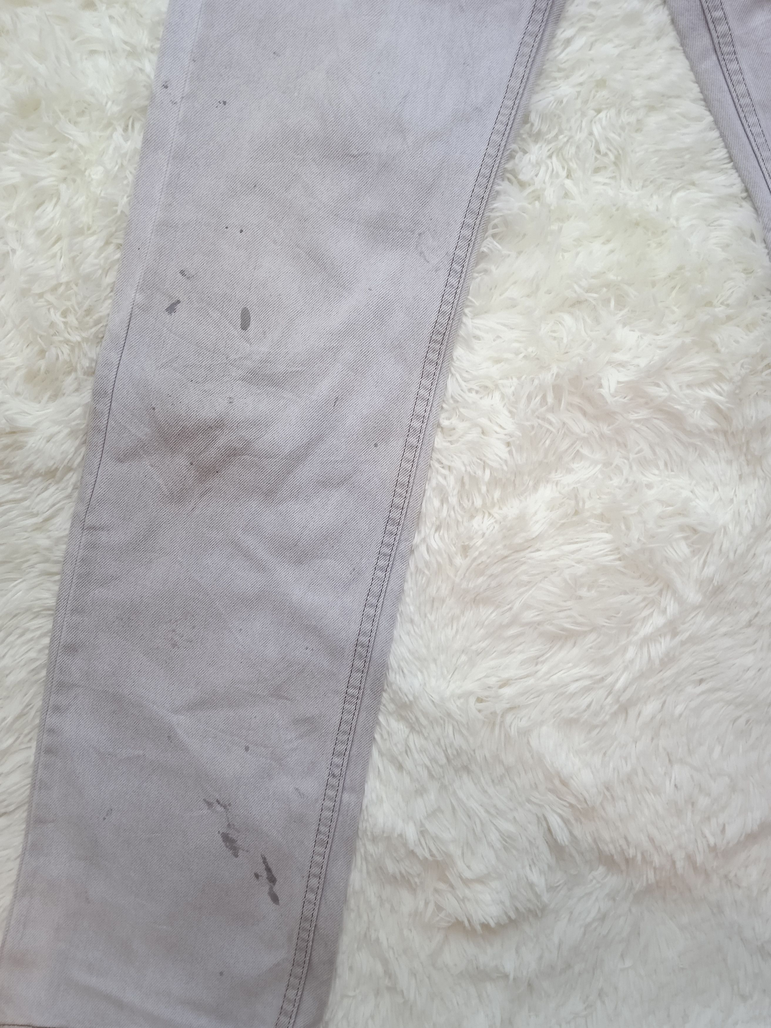 Levi's × Vintage Vintage Levi's 509 Paint-Splatter Size US 28 / EU 44 - 3 Thumbnail