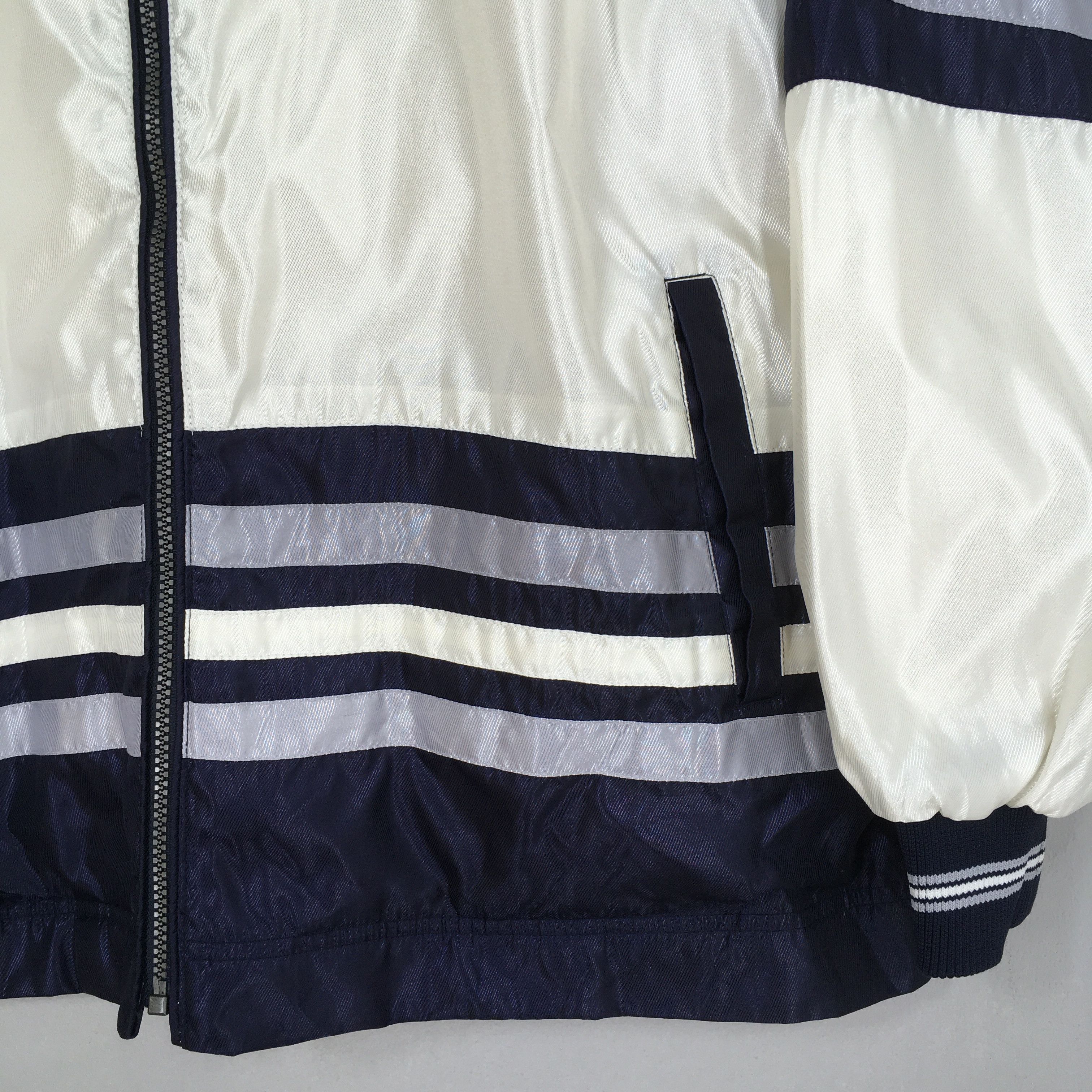 Sportswear Vintage 90's Spalding Hoodie Windbreaker Jacket XLarge Size US XL / EU 56 / 4 - 3 Thumbnail