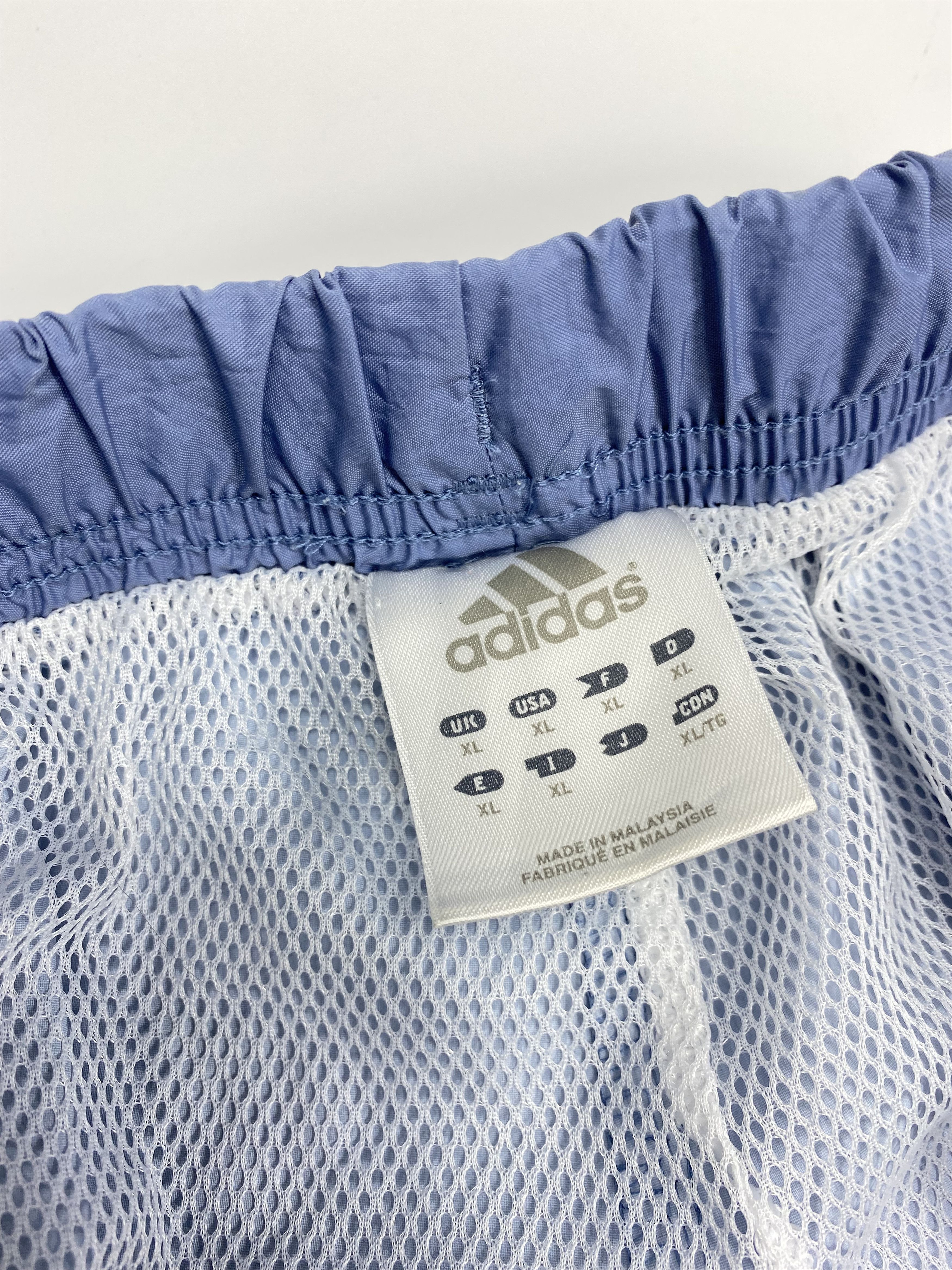 Adidas × Japanese Brand × Vintage Adidas 2002 Vintage Baggy Nylon Wind Pants Size US 36 / EU 52 - 7 Thumbnail