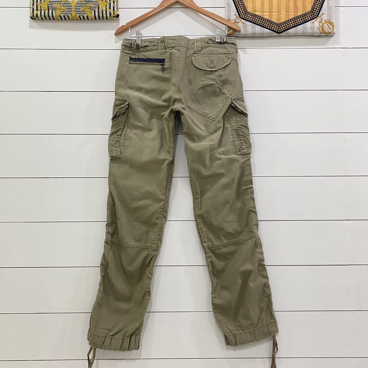 If Six Was Nine × Japanese Brand × Le Grande Bleu (L.G.B.) Back number Tactical Multi Pocket Patchwork Cargo Pants Size US 32 / EU 48 - 8 Thumbnail