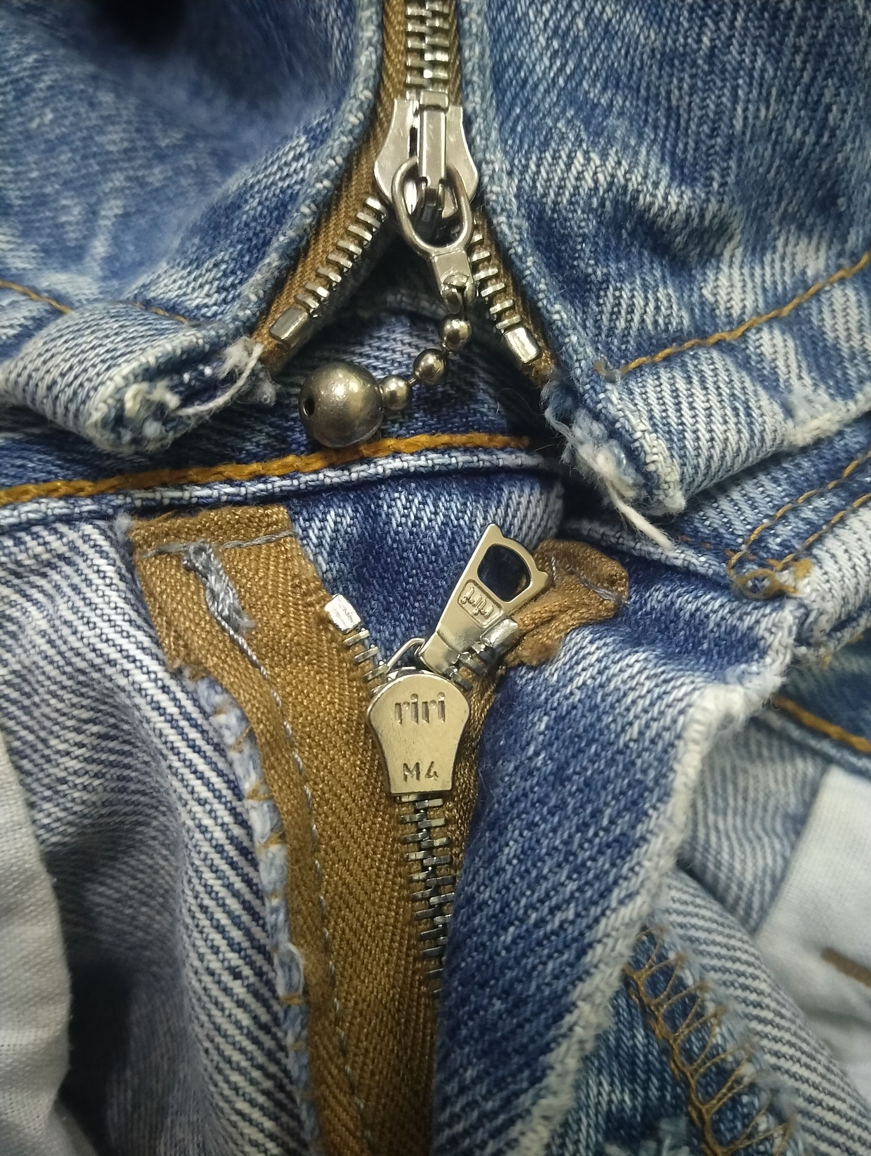 Levi's Rare Reconstructed Zipper Levis 98 501 X Fer Distressed Jean Size US 32 / EU 48 - 22 Thumbnail