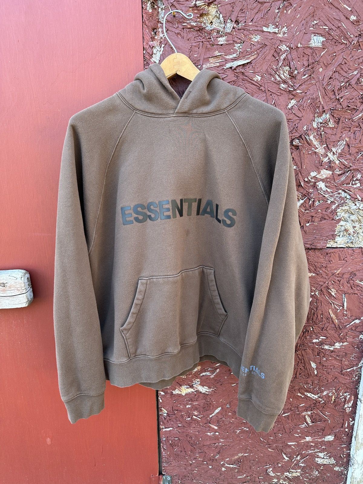 Essentials FOG Essentials SSENSE Exclusive Brown Logo Hoodie Size US M / EU 48-50 / 2 - 1 Thumbnail