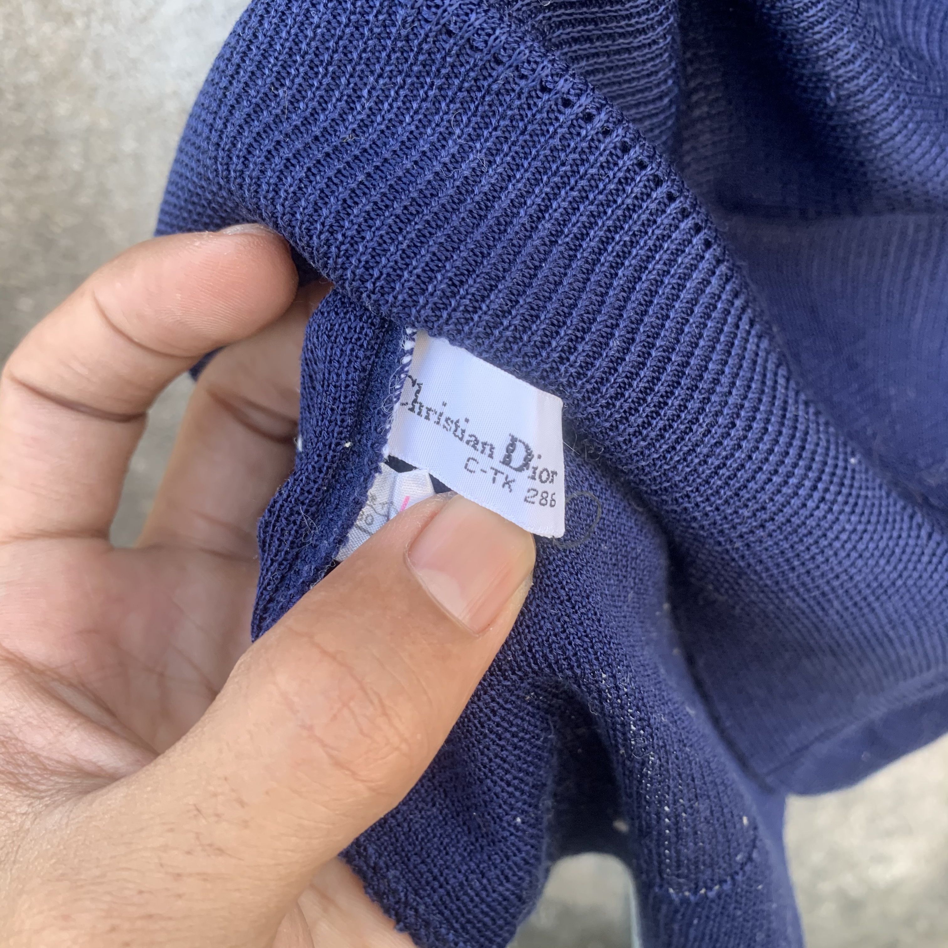 Japanese Brand CYBER WEEK 💥 CHRISTIAN DIOR Spell Out Knit Sweater Size US XS / EU 42 / 0 - 6 Thumbnail