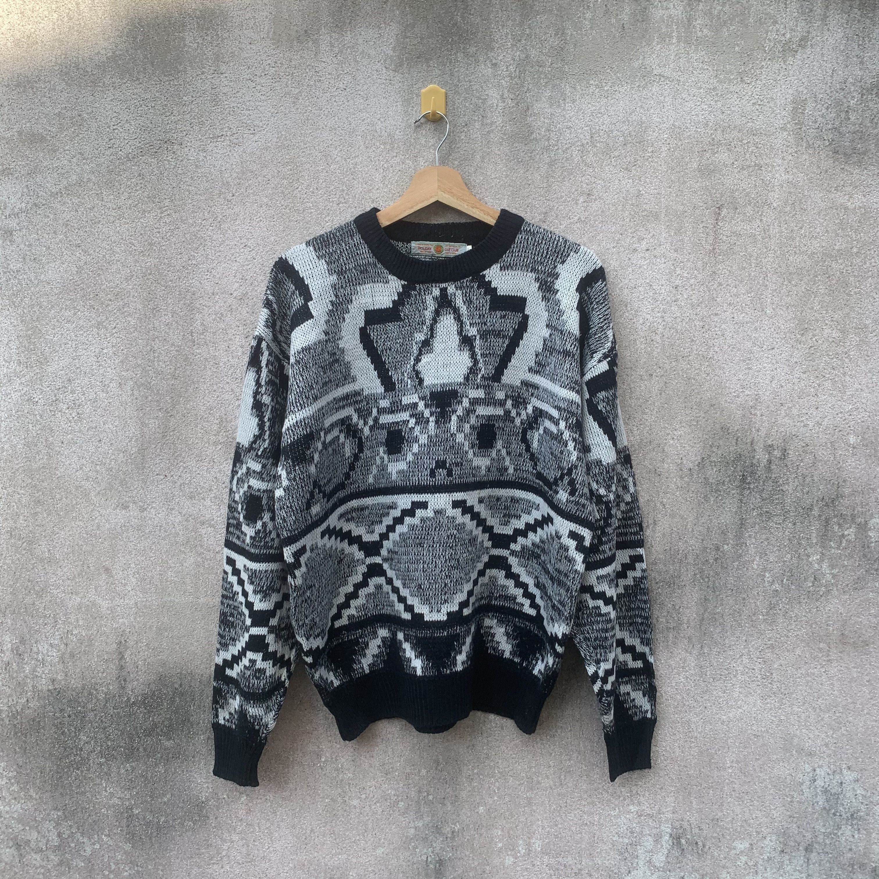 Aran Isles Knitwear ORNAMENTAL Japan Art Pattern Knit Sweater Pullover Jumper Size US L / EU 52-54 / 3 - 1 Thumbnail