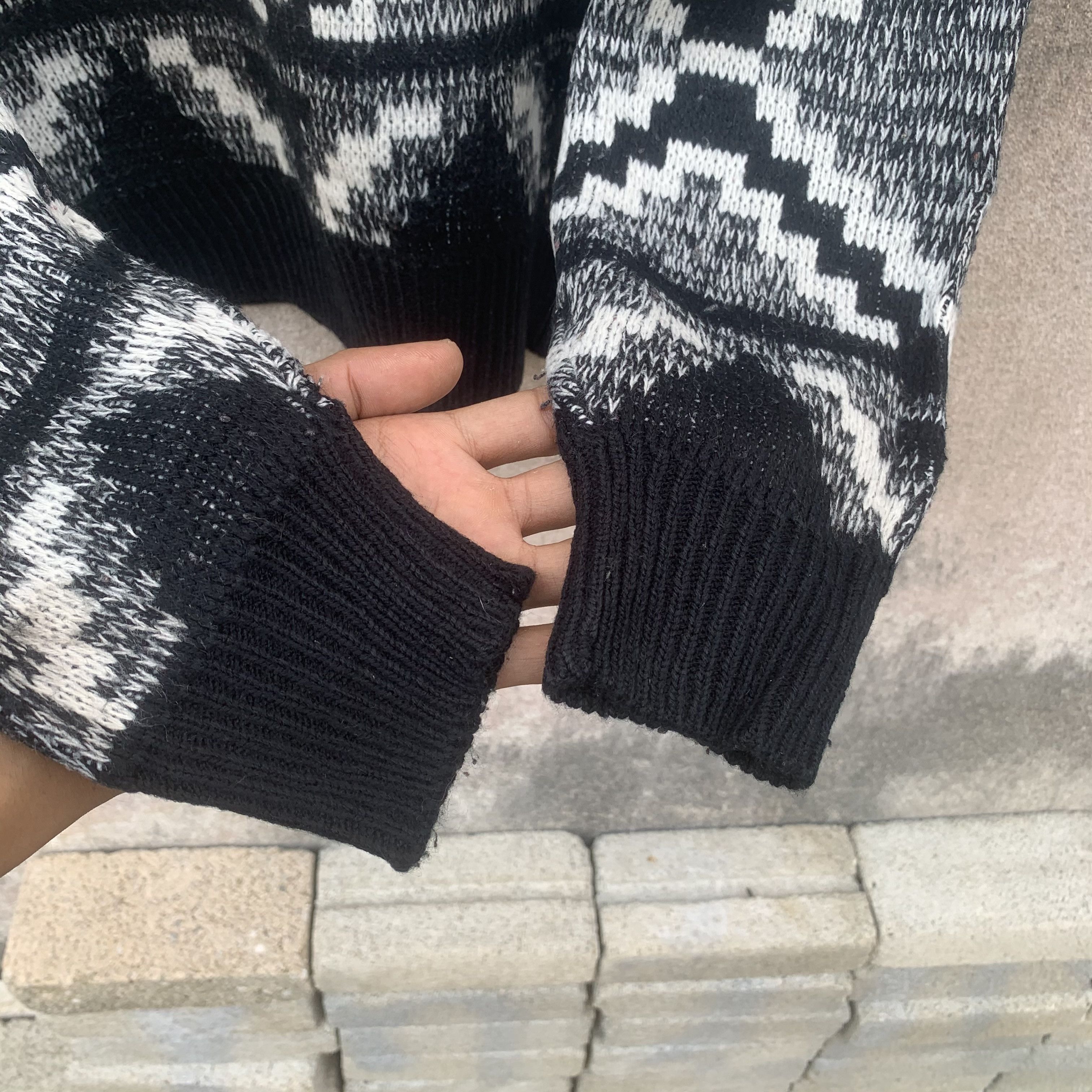 Aran Isles Knitwear ORNAMENTAL Japan Art Pattern Knit Sweater Pullover Jumper Size US L / EU 52-54 / 3 - 4 Thumbnail