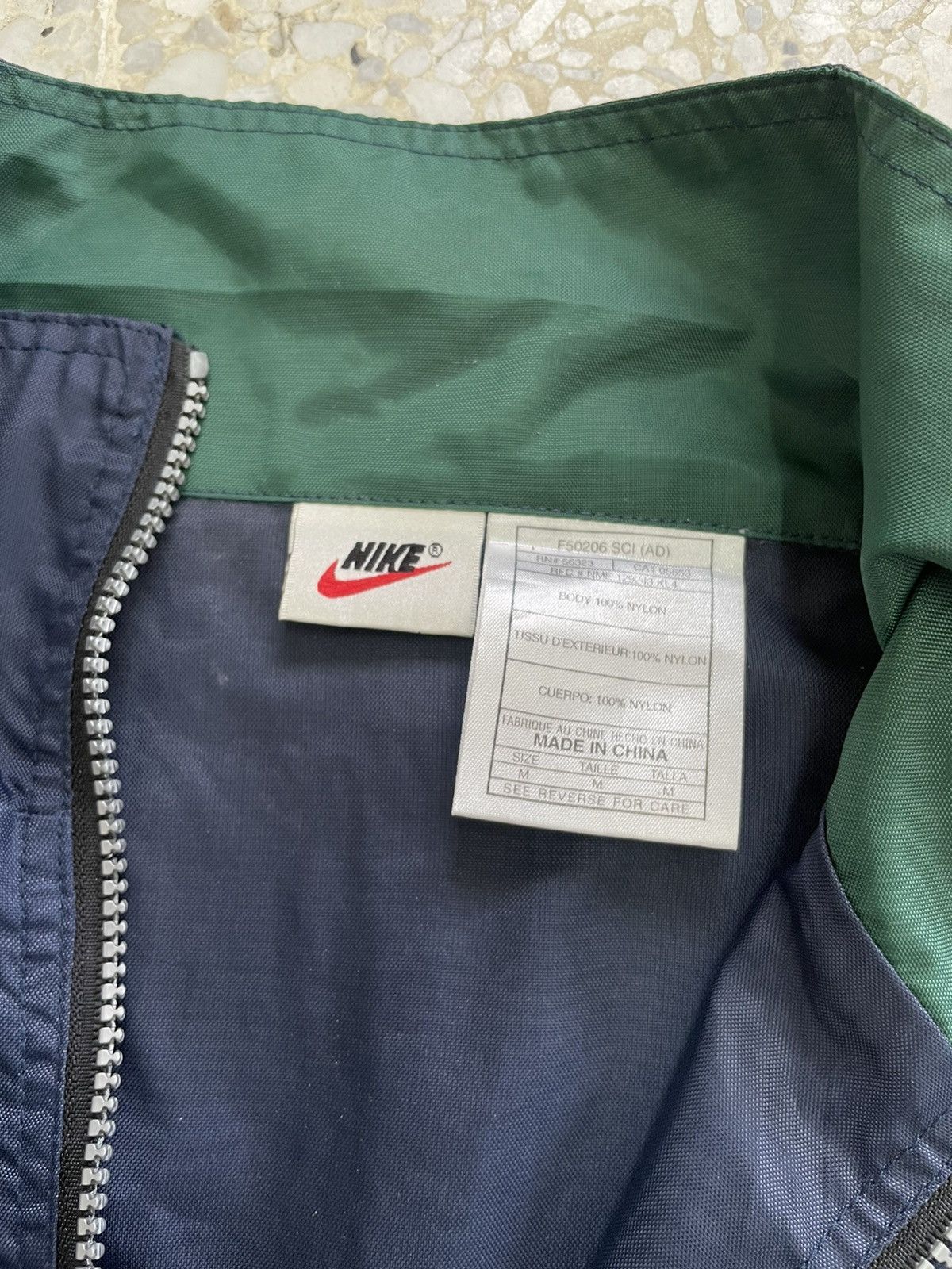 Nike Vintage nike windbreaker Size US M / EU 48-50 / 2 - 4 Thumbnail