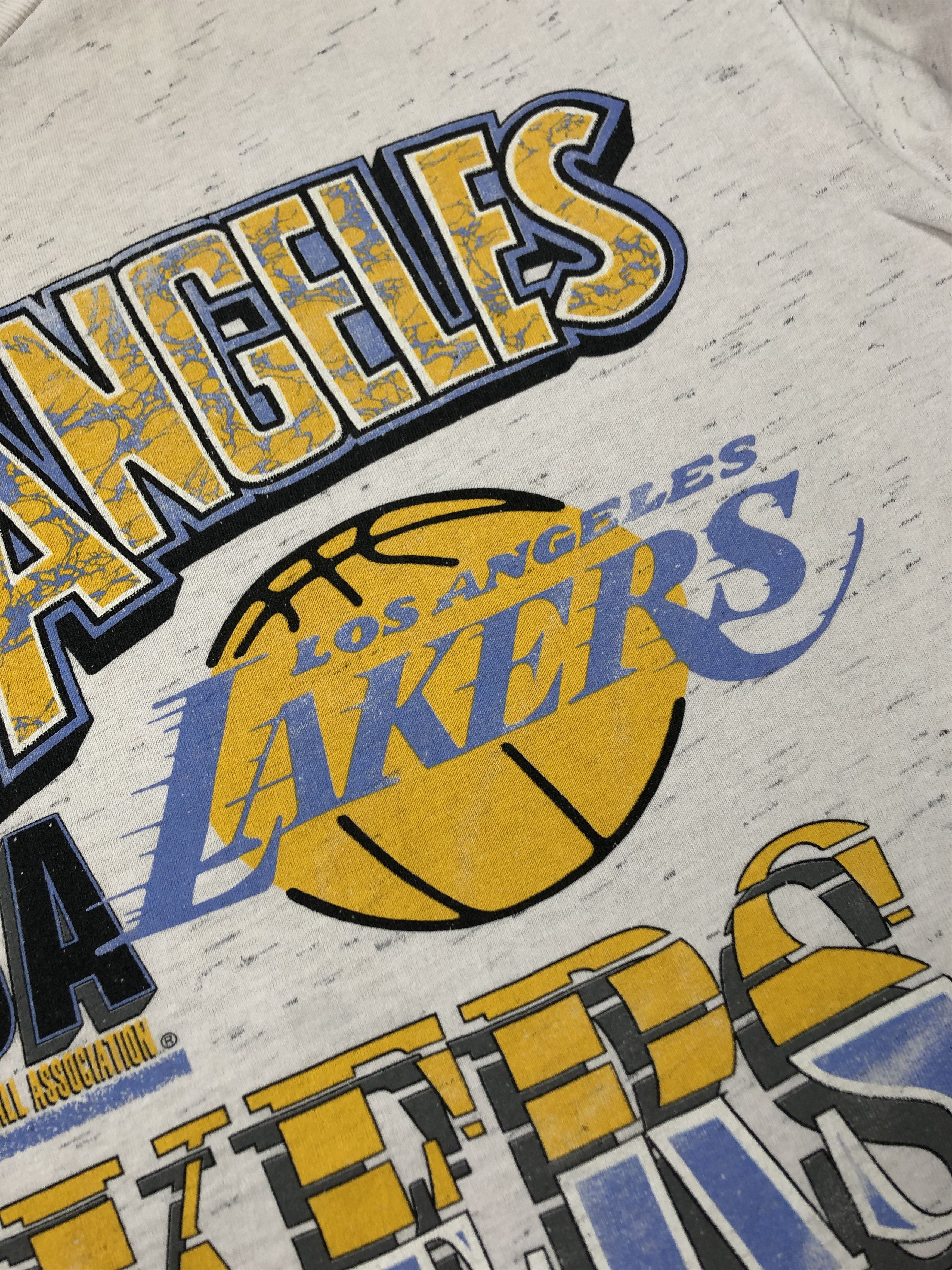 NBA Vintage Los Angeles Lakers Tee NBA Rare Shirt Y2K Hype Size US XL / EU 56 / 4 - 8 Thumbnail