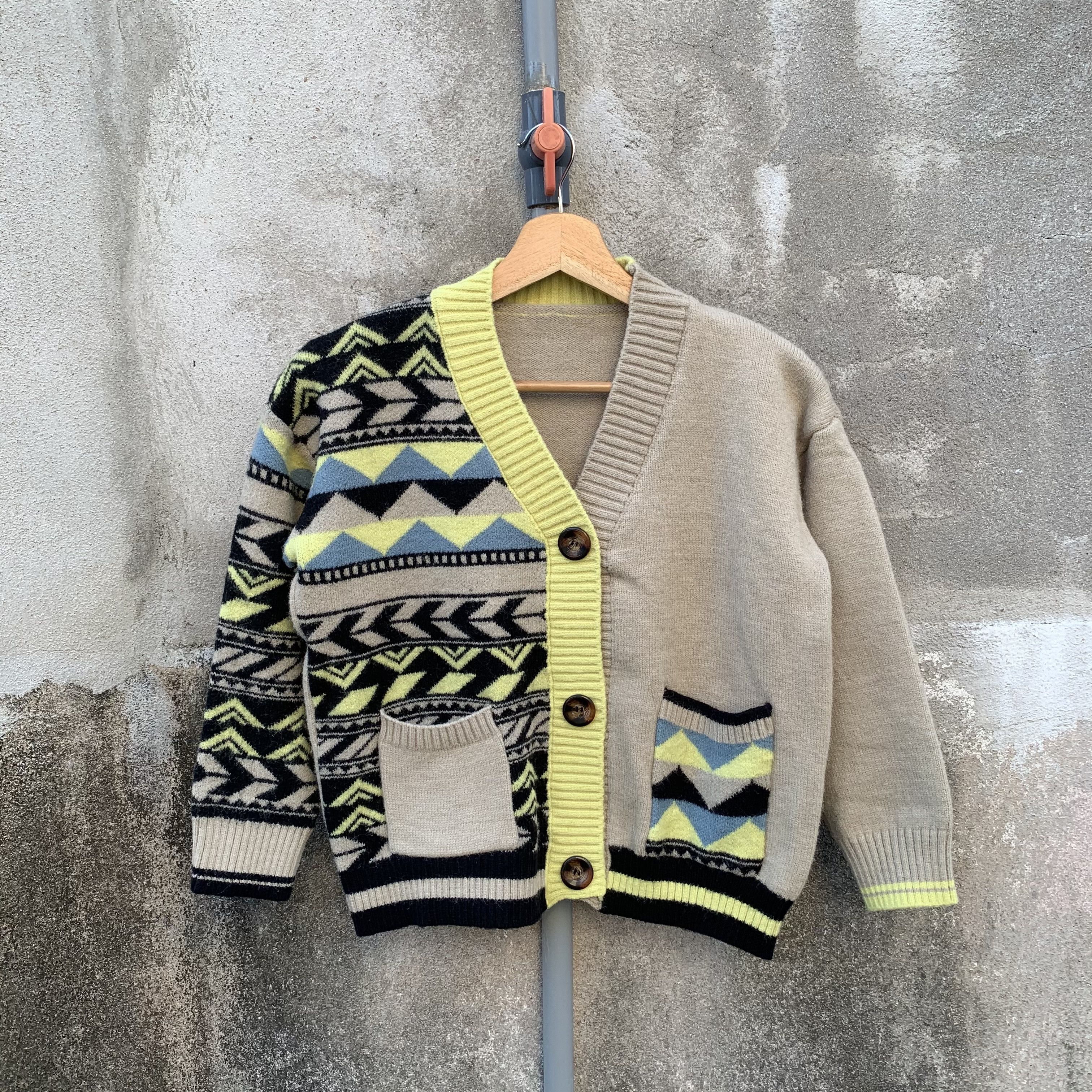 Aran Isles Knitwear Knit Unbranded Arts Cardigan Cropped Sweater Nice Design Size US S / EU 44-46 / 1 - 1 Thumbnail