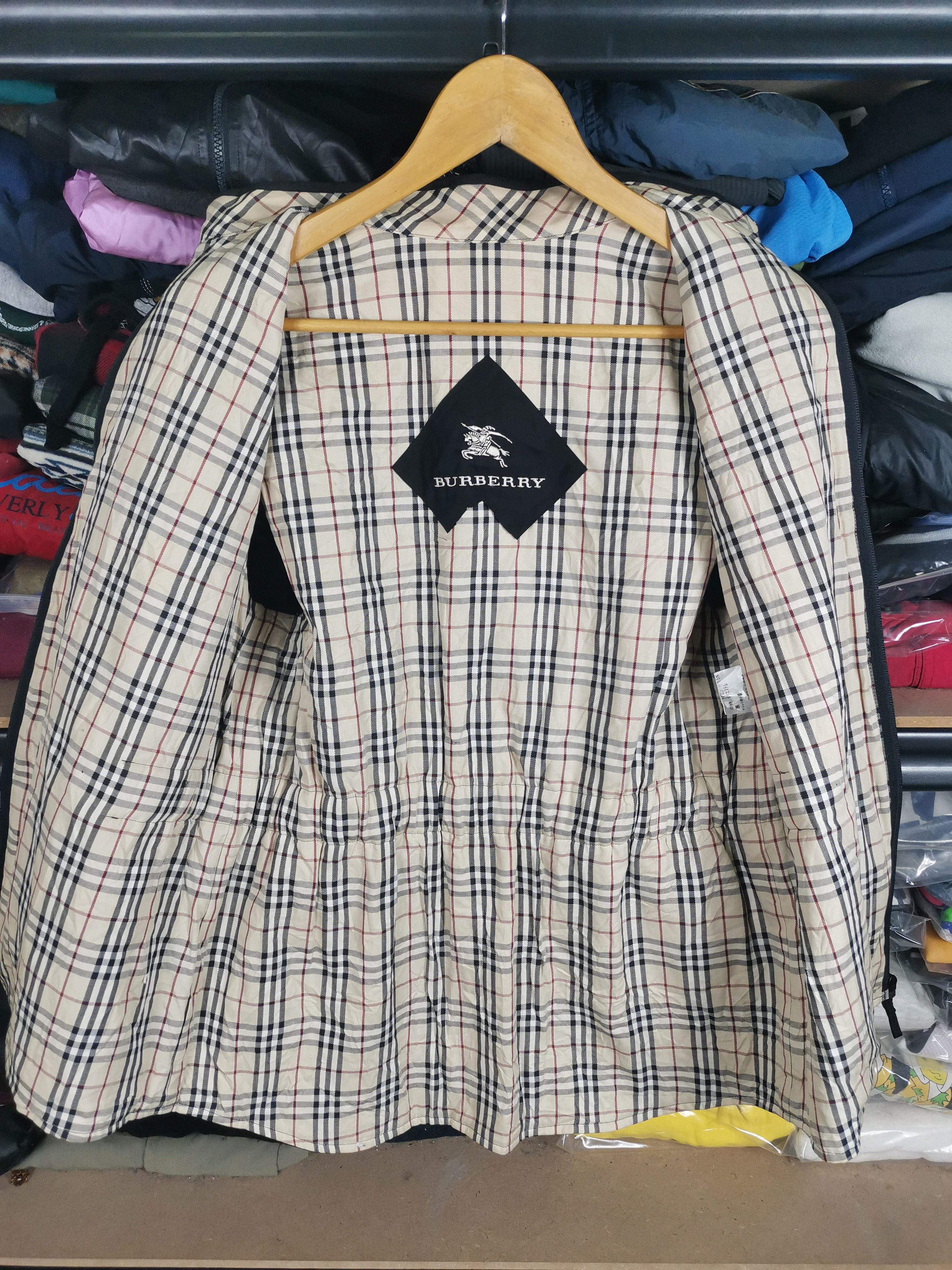 Burberry Vintage Burberry Nova Check Vest Size US M / EU 48-50 / 2 - 2 Thumbnail