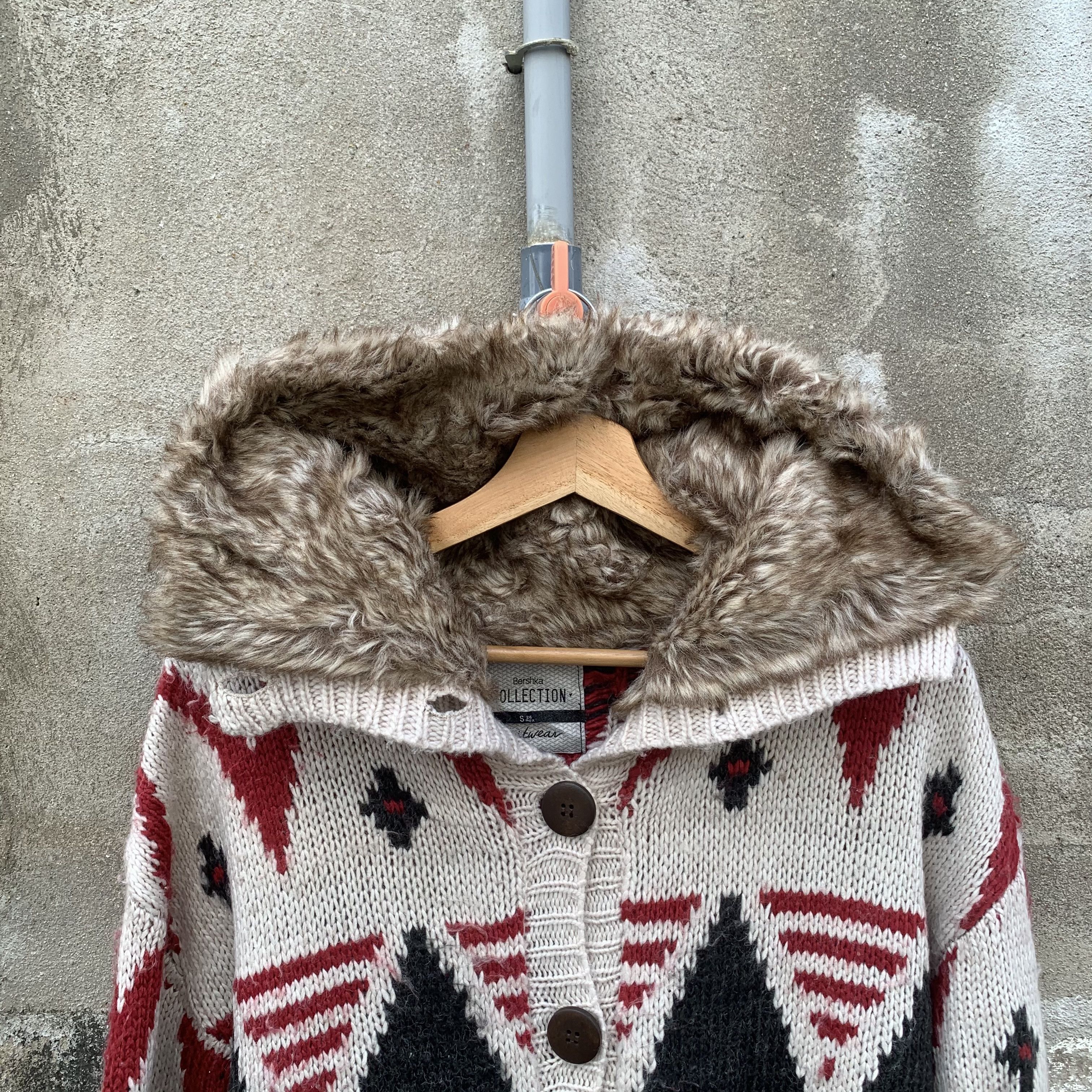 Japanese Brand Bershka Collection Knit Jumper Button Ups Cardigan Sweater Size US M / EU 48-50 / 2 - 8 Thumbnail