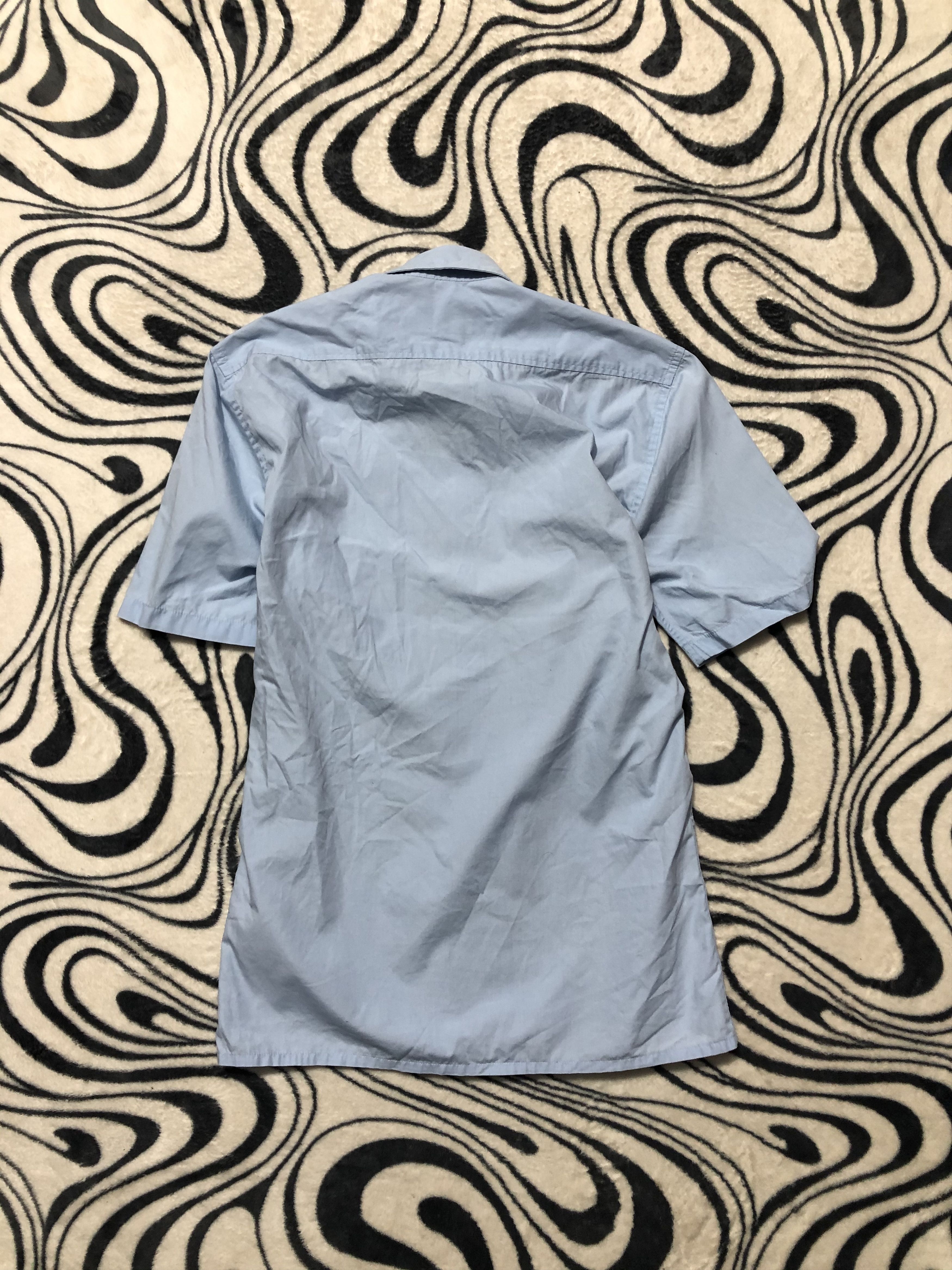 Yves Saint Laurent Yves Saint Laurent YSL Mens Short Sleeve Shirt Size US S / EU 44-46 / 1 - 8 Thumbnail