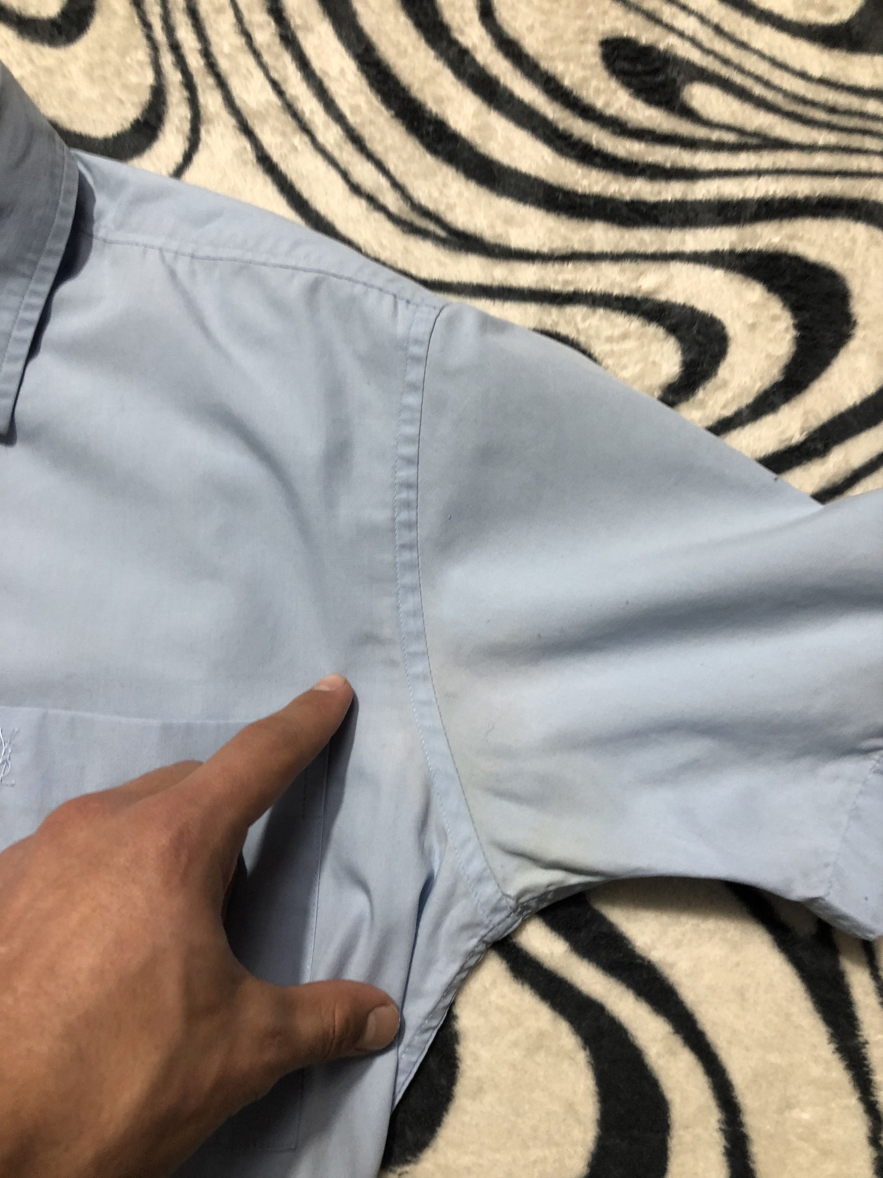 Yves Saint Laurent Yves Saint Laurent YSL Mens Short Sleeve Shirt Size US S / EU 44-46 / 1 - 4 Thumbnail