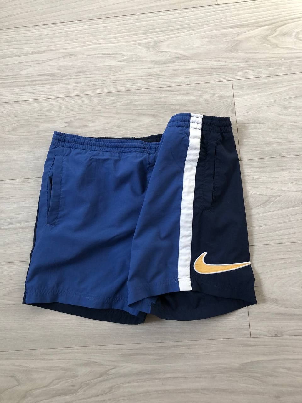 Nike Vintage Nike Shorts Size US 32 / EU 48 - 1 Thumbnail