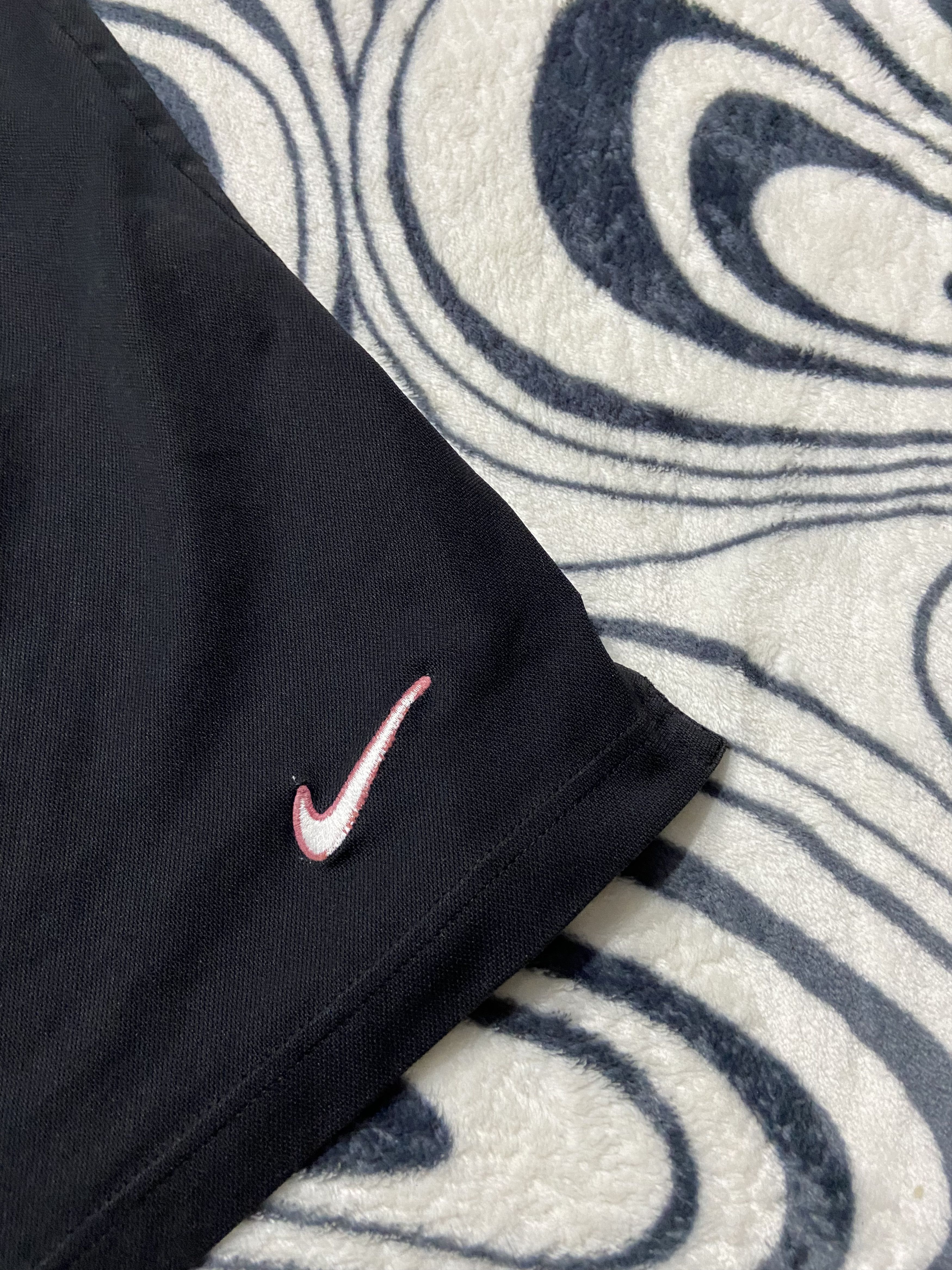 Nike × Vintage Vintage Nike Mens Shorts Size US 36 / EU 52 - 2 Thumbnail