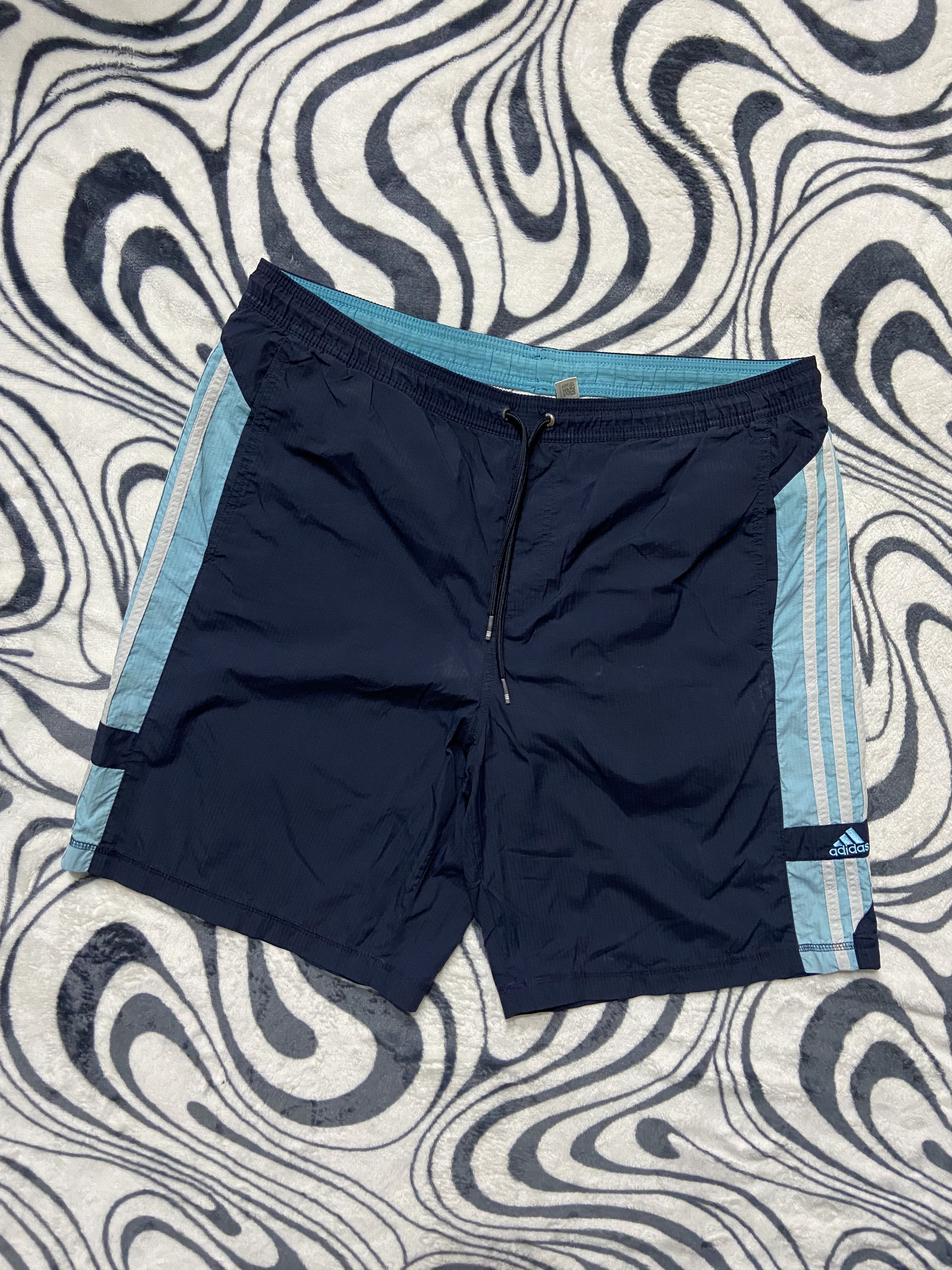 Adidas × Vintage Vintage Adidas Mens Nylon Shorts Y2K Size US 34 / EU 50 - 1 Thumbnail