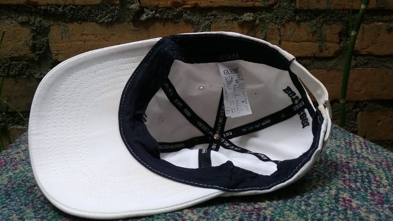 Guess White Guess Hat Cap Size ONE SIZE - 3 Thumbnail