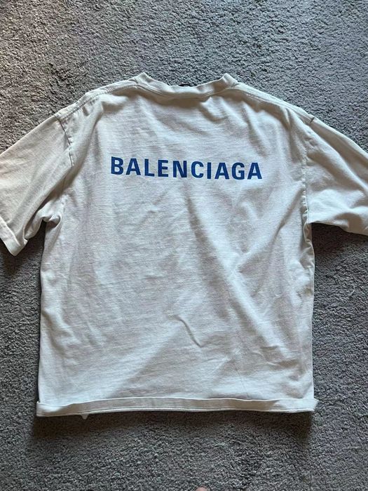 Balenciaga Balenciaga wardrobe t-shirt white | Grailed