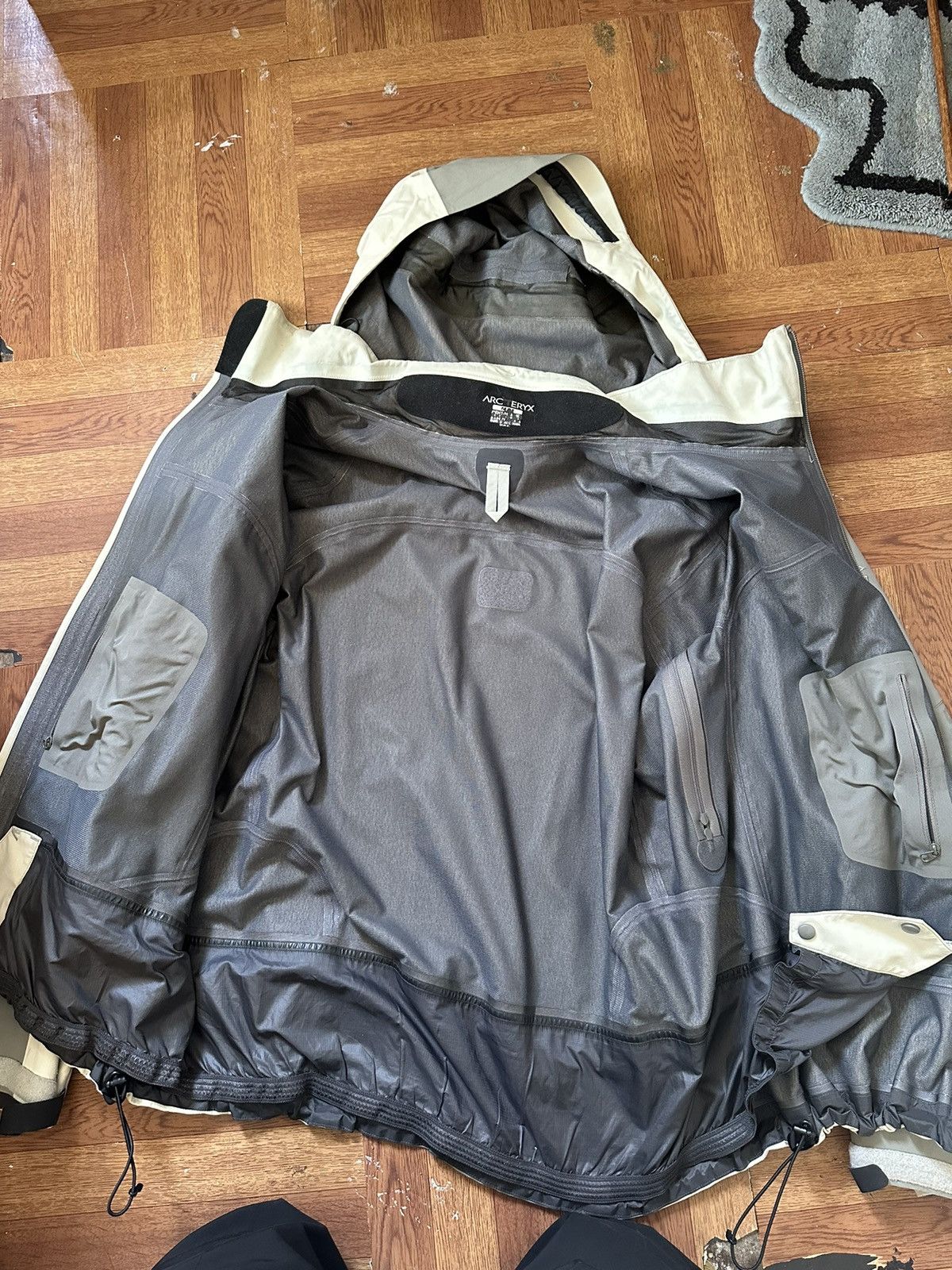 Arc'teryx 2000's Arcteryx Stingray RECCO Jacket Size US M / EU 48-50 / 2 - 5 Thumbnail