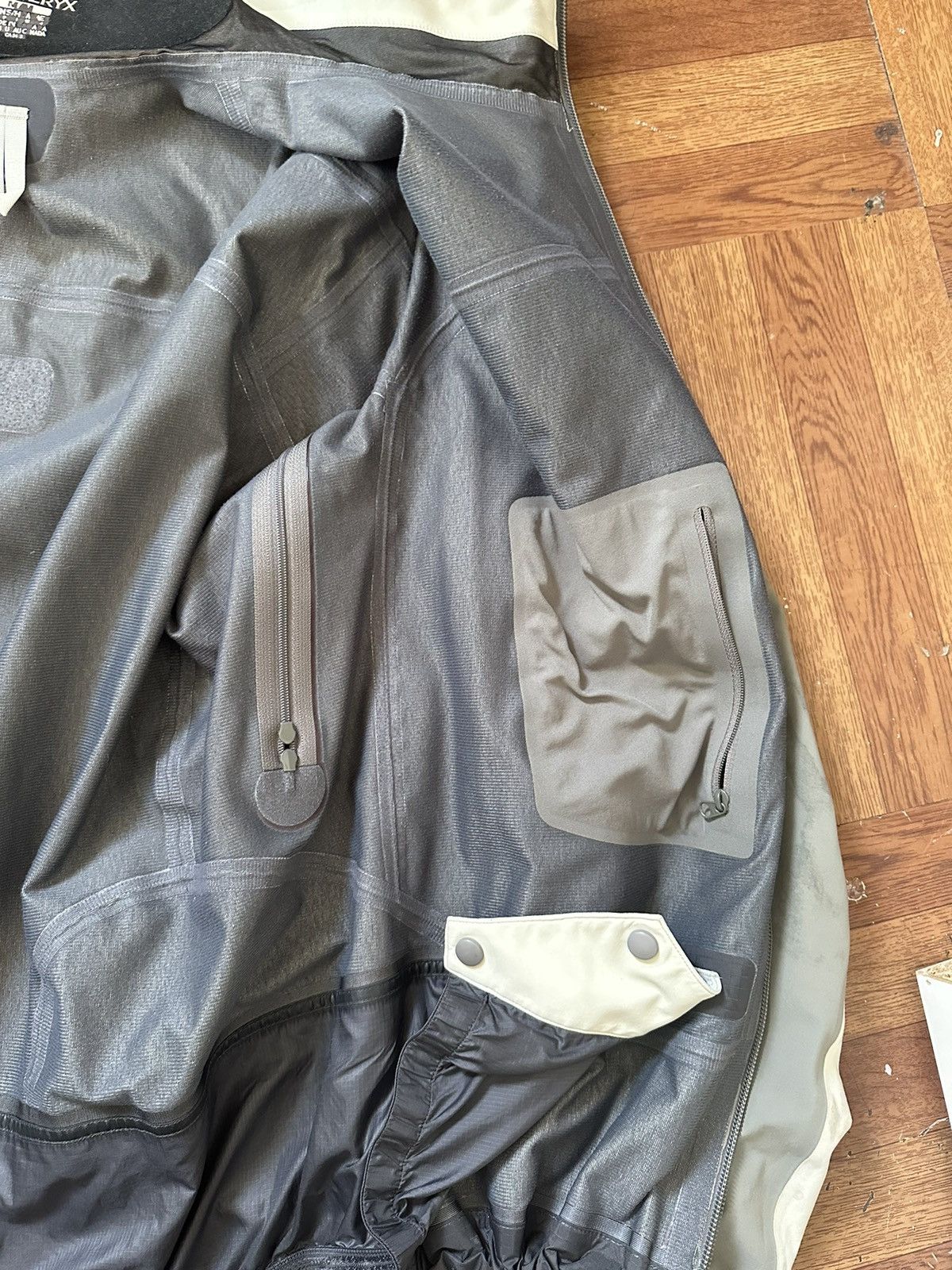 Arc'teryx 2000's Arcteryx Stingray RECCO Jacket Size US M / EU 48-50 / 2 - 7 Thumbnail