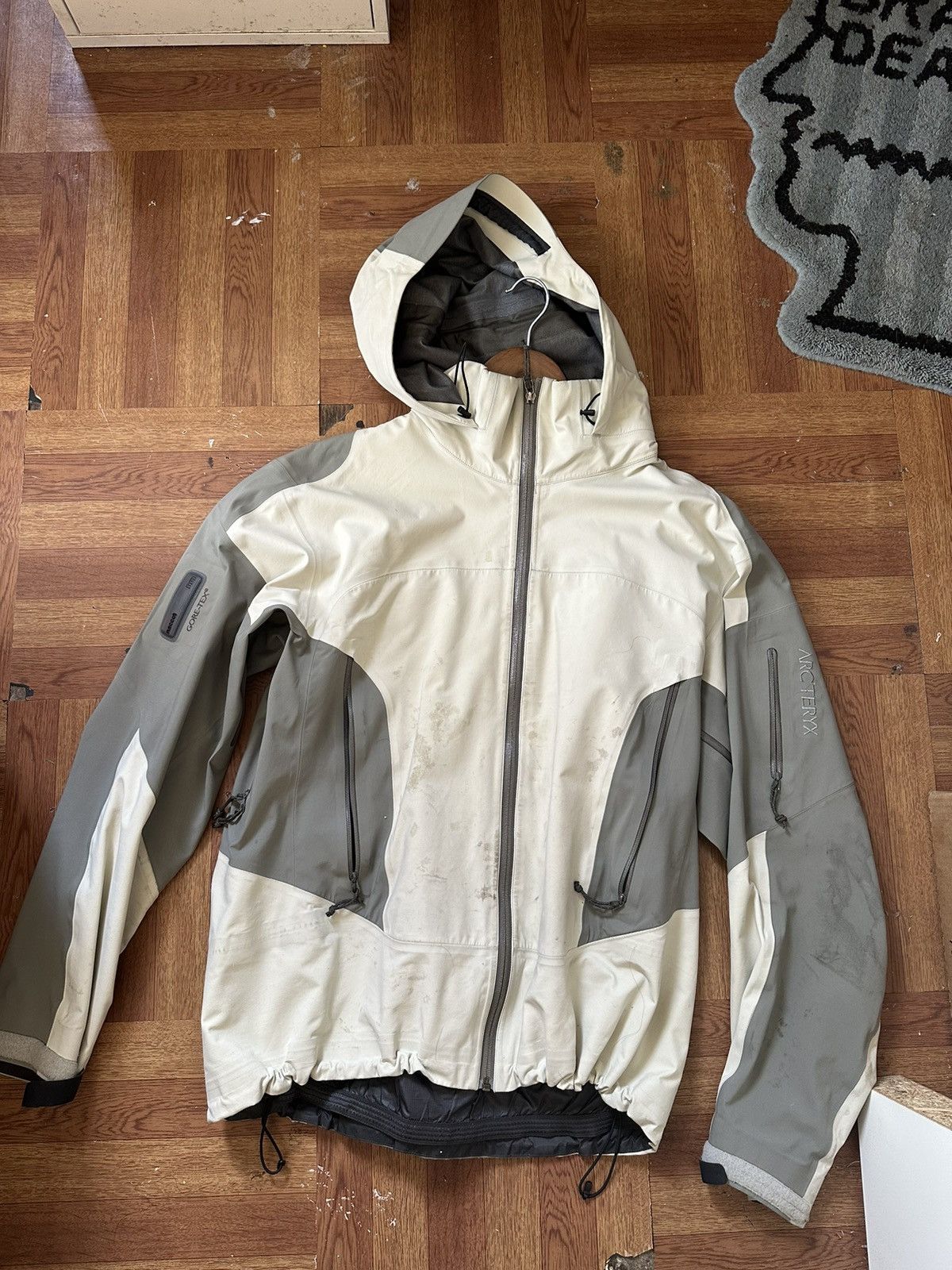 定休日以外毎日出荷中 ARC'TERYX STINGRAY JACKET Mサイズ CANADA製