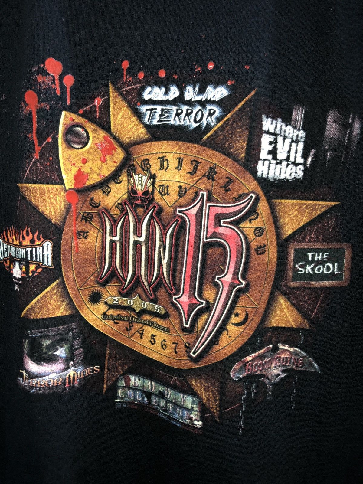 Vintage 🔥Rare Vintage Halloween Horror Nights 15 Terra Queen tee🔥 Size US M / EU 48-50 / 2 - 9 Thumbnail