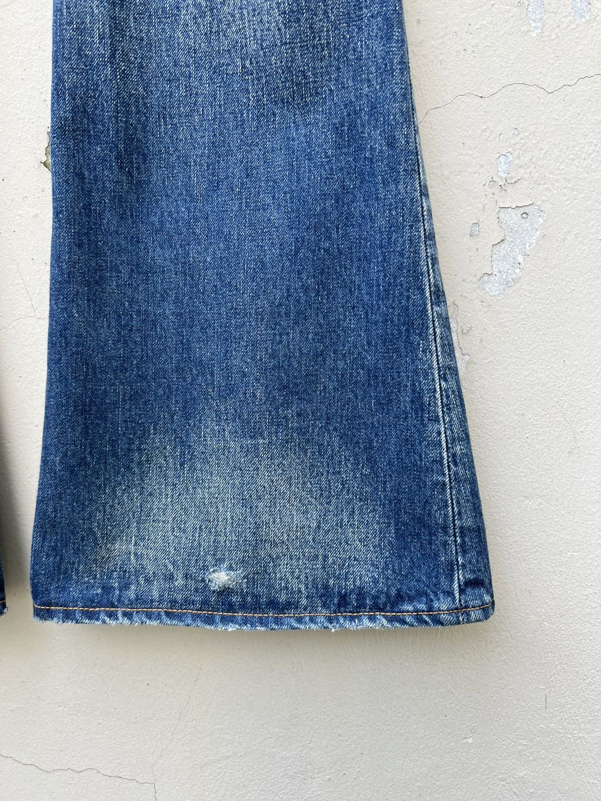 Freewheelers × The Flat Head × The Real McCoy's Hipsters Reunion 646 Distress Fade Blue Denim Flare Jeans Size US 31 - 22 Thumbnail