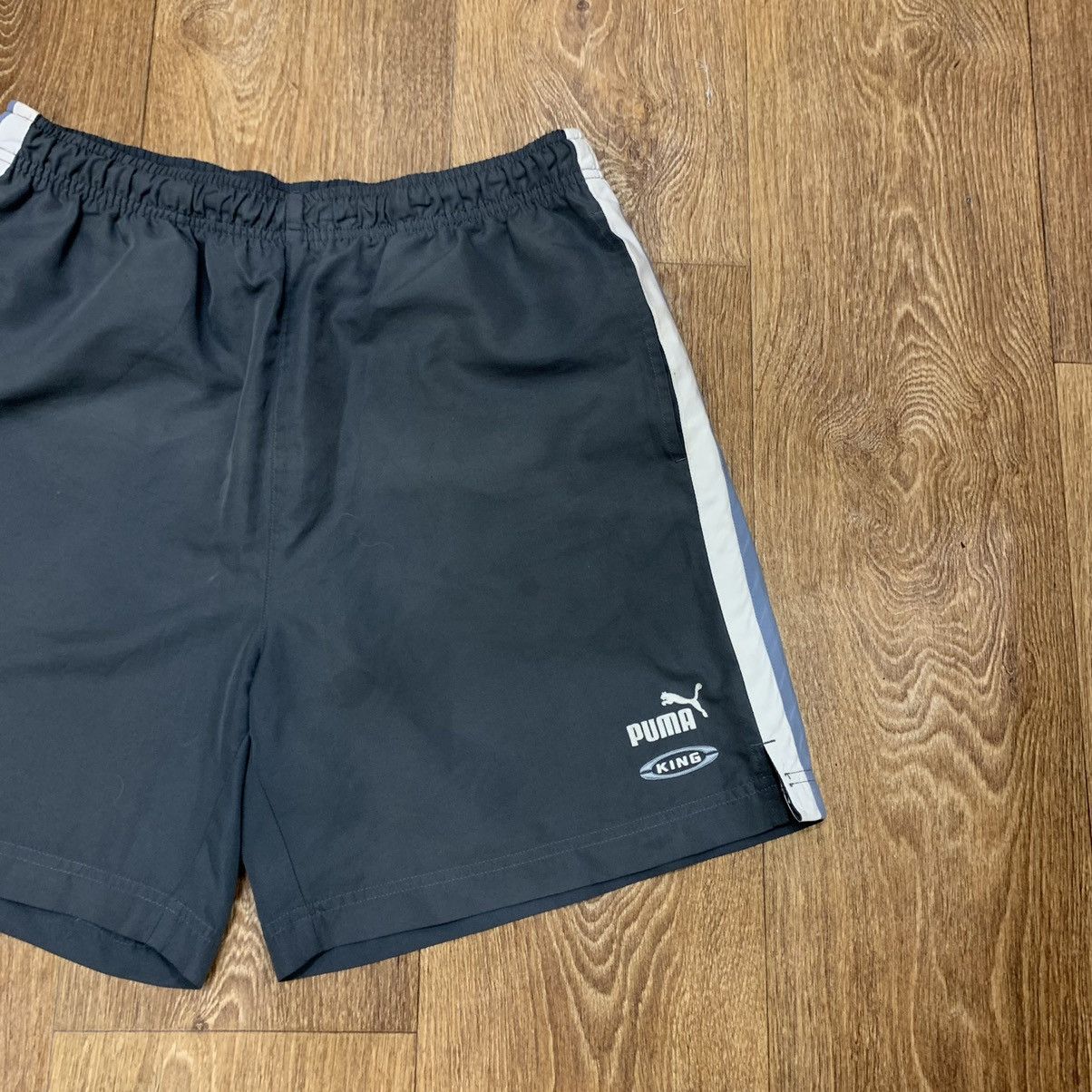 Puma Vintage Y2K Puma mini logo shorts streetwear Size US 34 / EU 50 - 2 Thumbnail