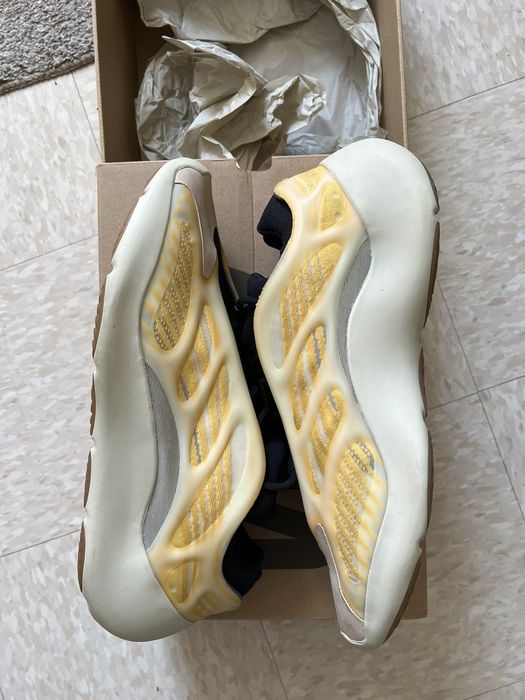 Yeezy 700 hot sale size 15