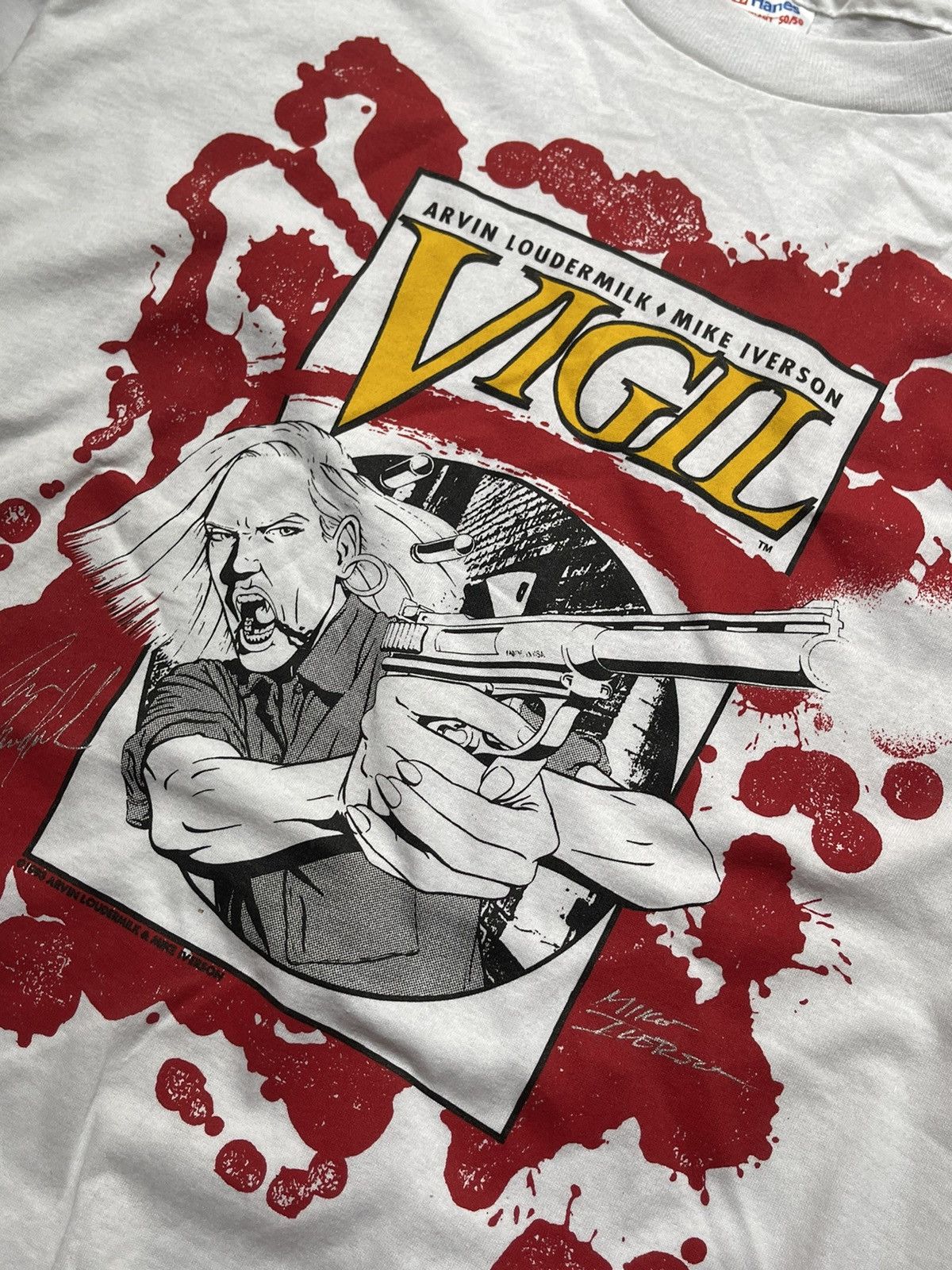 Hanes Vintage 90s Vigil Book Hand Gun T Shirt Size US XL / EU 56 / 4 - 3 Thumbnail