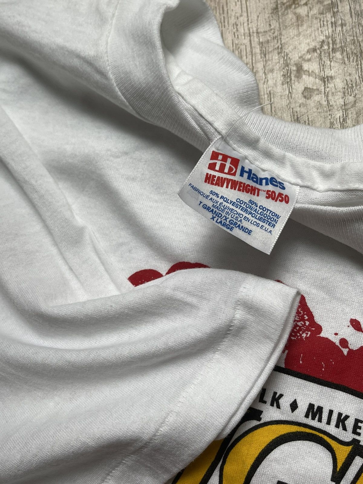 Hanes Vintage 90s Vigil Book Hand Gun T Shirt Size US XL / EU 56 / 4 - 4 Thumbnail