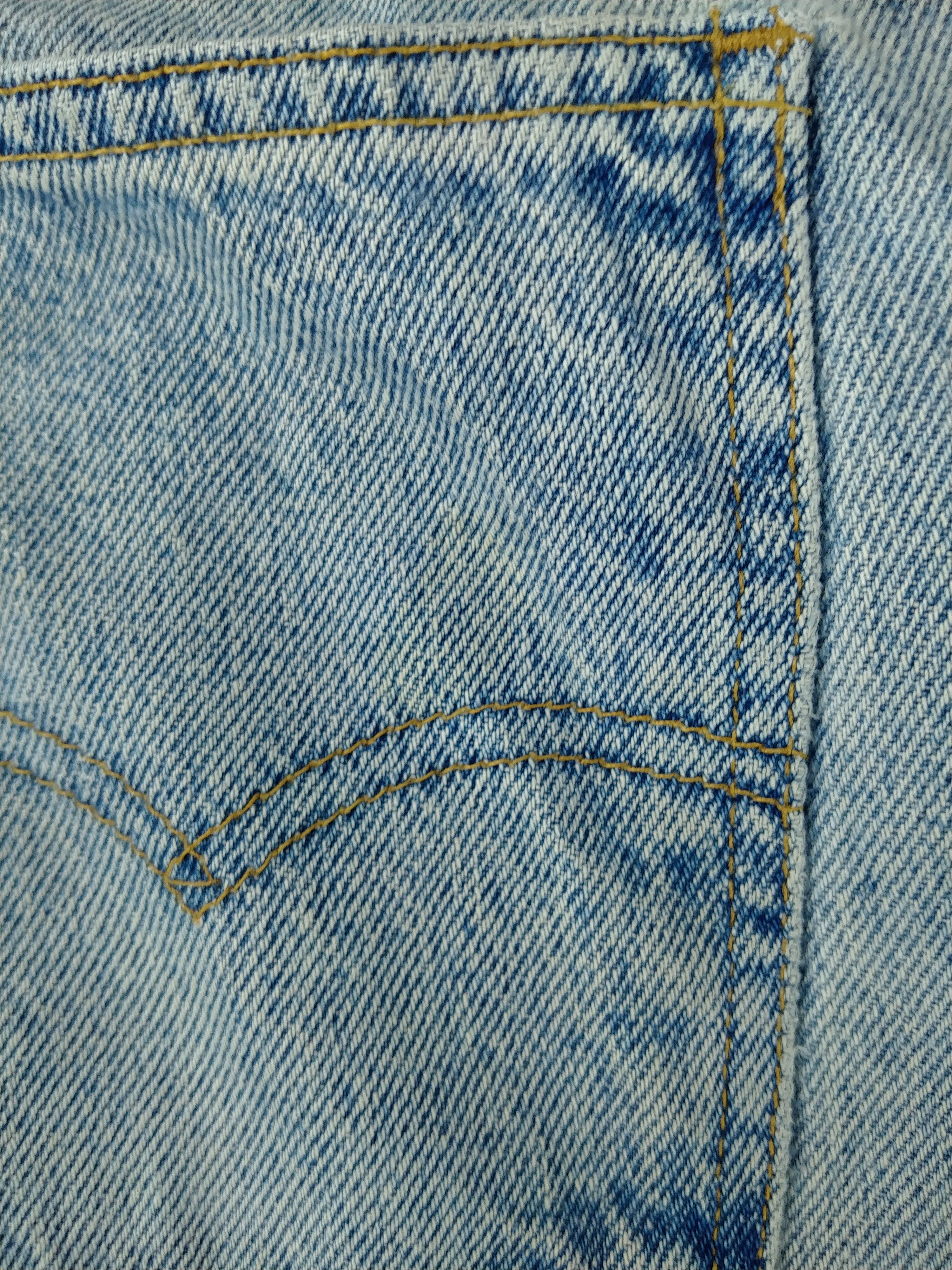 Levi's Vintage Levi's 550 Light Wash Orange Tab Denim -JN114 Size US 35 - 19 Thumbnail