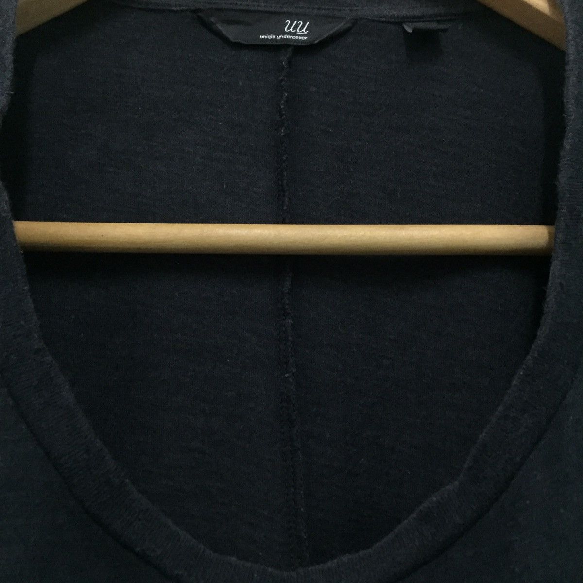 Jun Takahashi 🔥🔥🔥 Uniqlo undercover tee shirt wide neck design Size US L / EU 52-54 / 3 - 8 Thumbnail