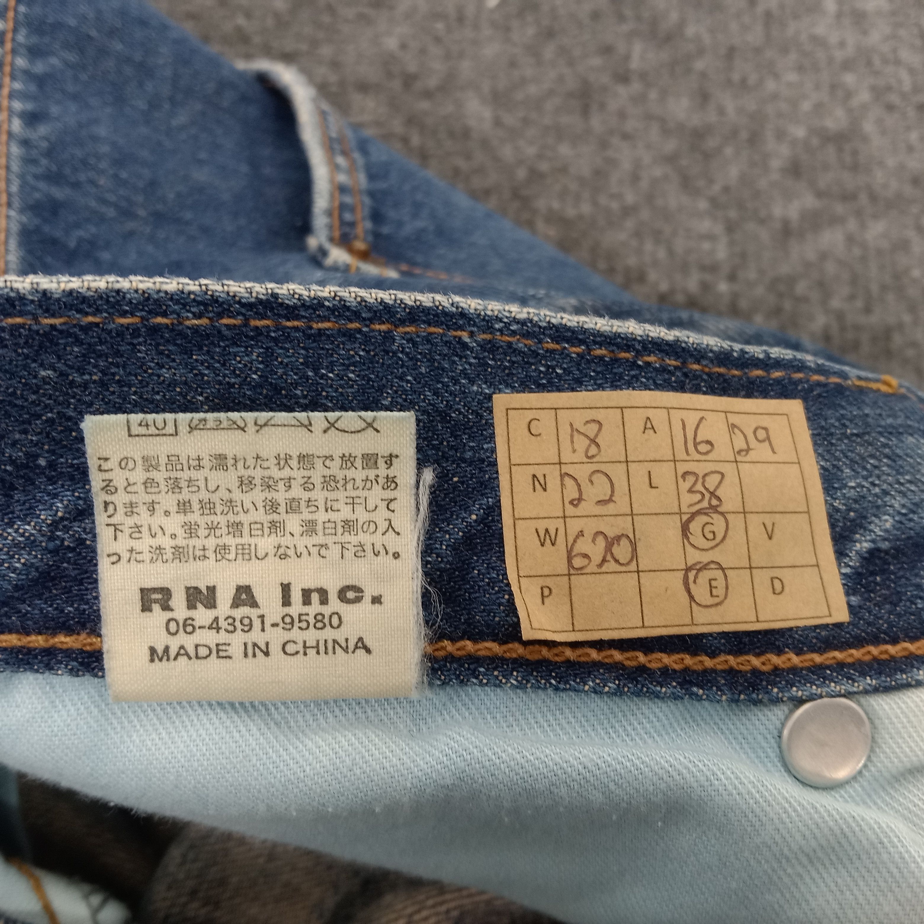 Vintage Alternative RNA Inc. Distressed Style Denim Jeans Size US 32 / EU 48 - 15 Thumbnail