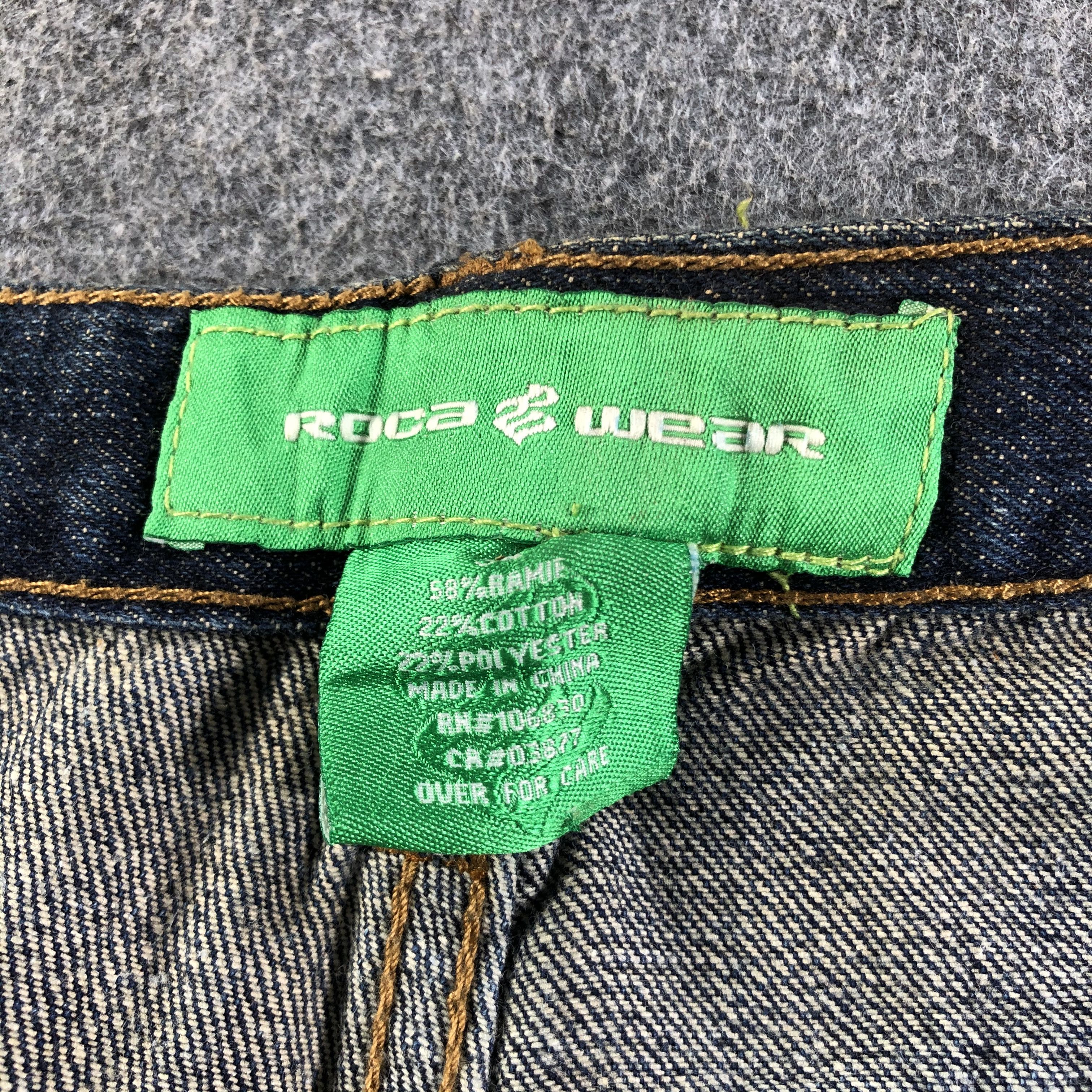 Japanese Brand × Rocawear × Vintage Vintage Rocawear Jeans Blue Denim -J2787 Size US 32 / EU 48 - 9 Thumbnail