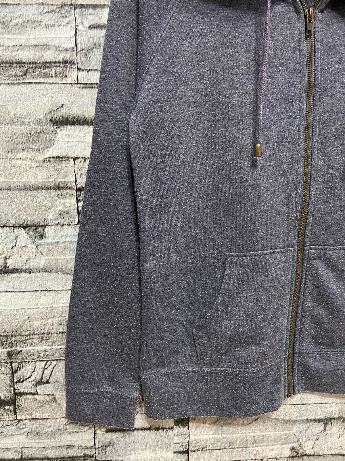 Mickey Mouse Vintage Mickey Mouse hoodie embroidered size M fit S Size US S / EU 44-46 / 1 - 7 Thumbnail