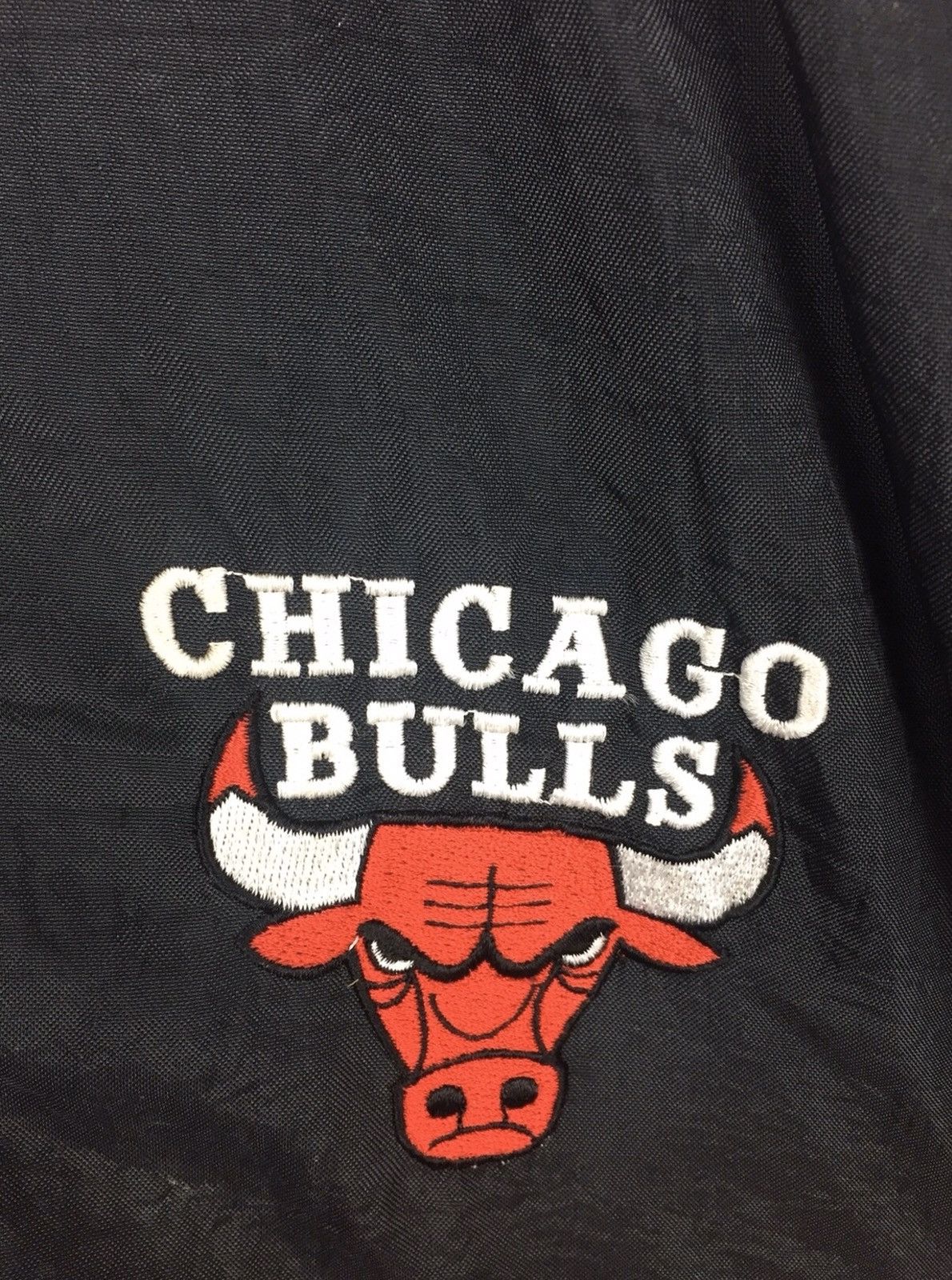 NBA REEBOX NBA CHICHAGO BULLS REVERSIBLE BIG LOGO Size US L / EU 52-54 / 3 - 12 Thumbnail