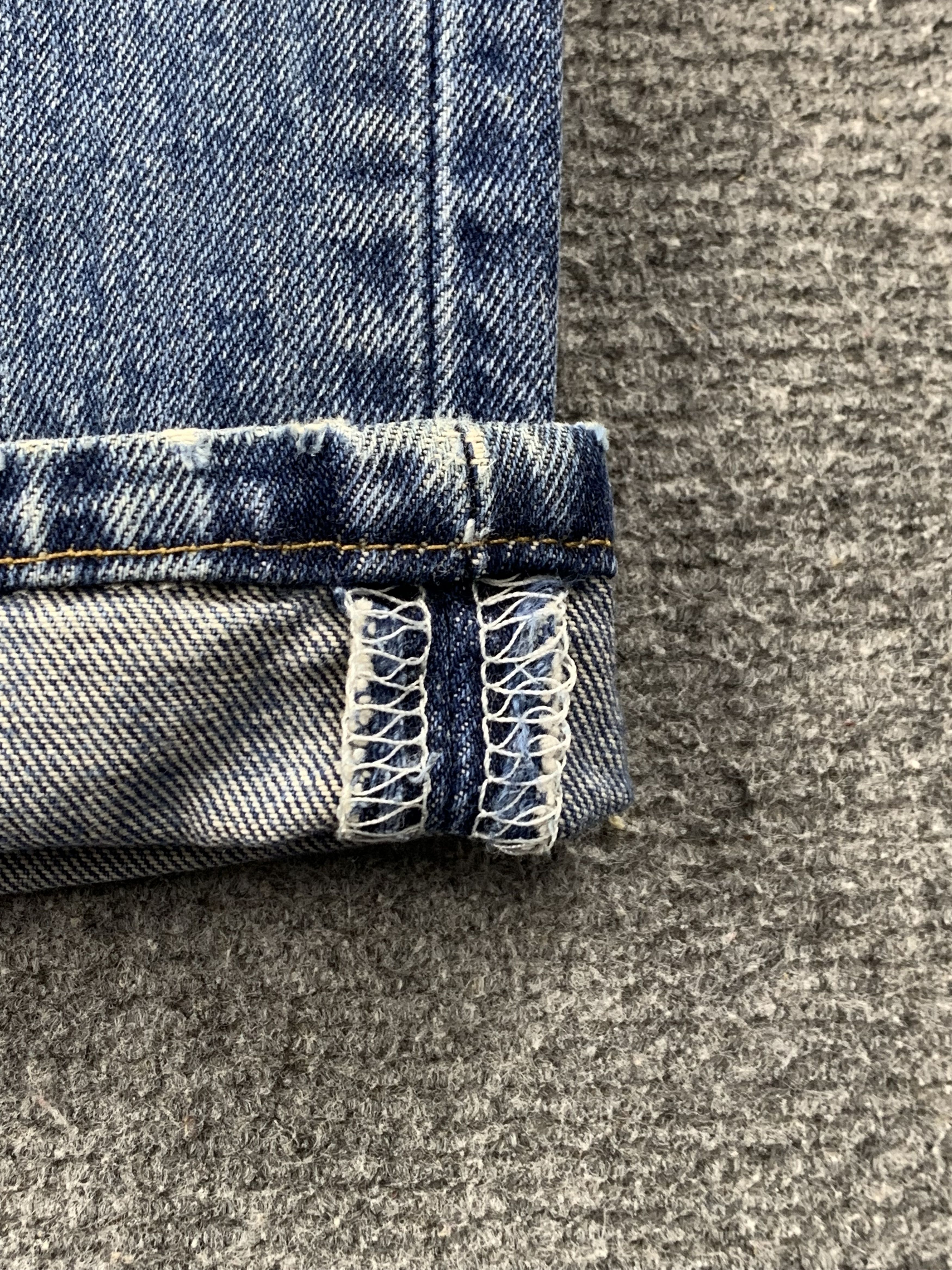 Levi's Vintage Levis 501 Faded Blue Jeans DP2203 Size US 36 / EU 52 - 11 Thumbnail