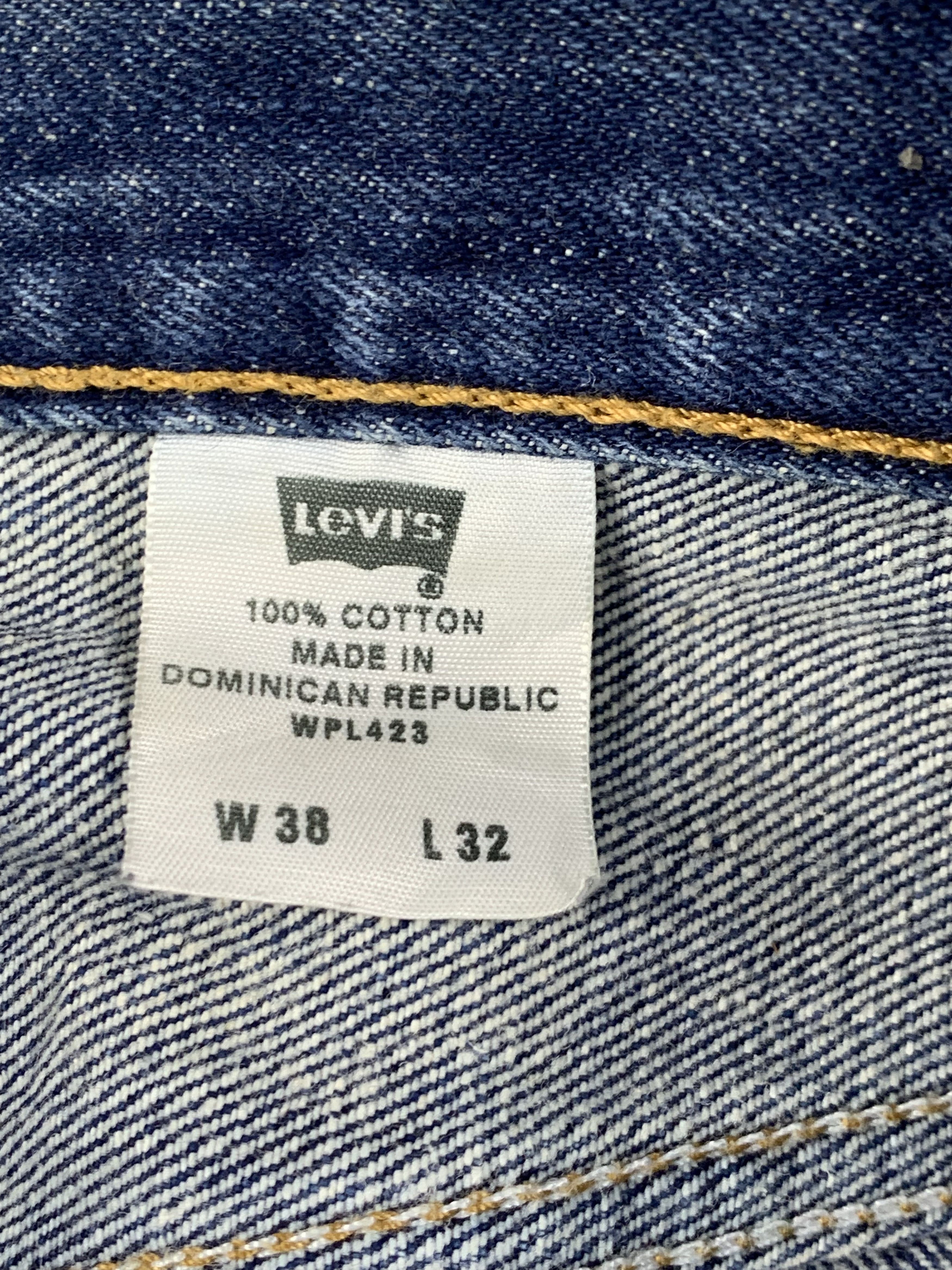 Levi's Vintage 90s Dirty Levis 501 Faded Blue Jeans DP2204 Size US 38 / EU 54 - 9 Thumbnail