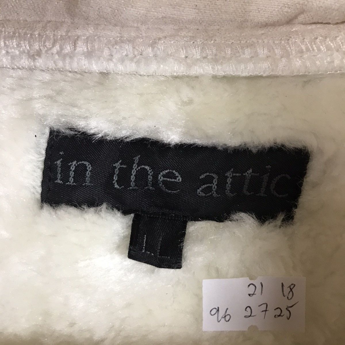 In The Attic × Japanese Brand In the attic winter style Sherpa design zippier jacket Size US L / EU 52-54 / 3 - 8 Thumbnail