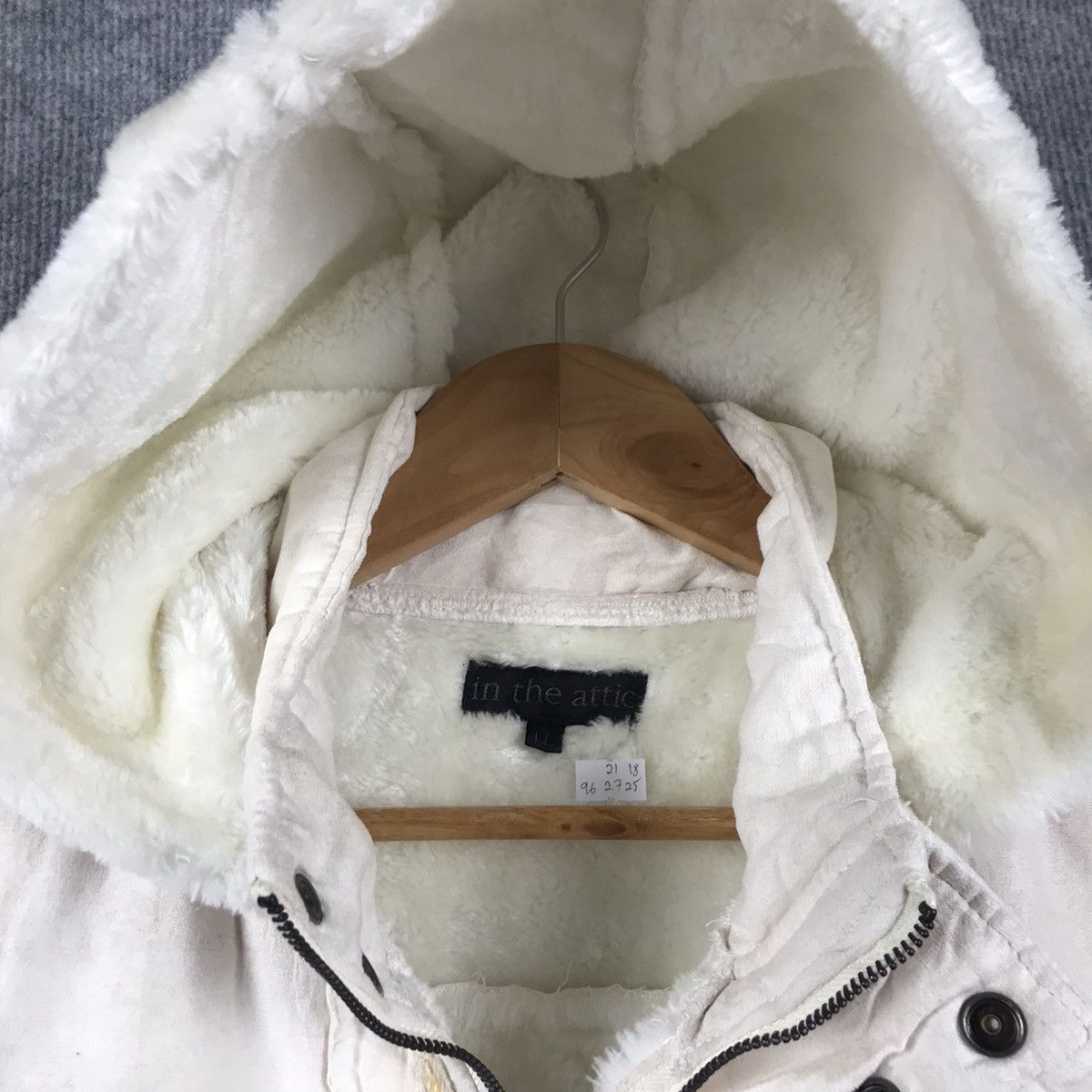 In The Attic × Japanese Brand In the attic winter style Sherpa design zippier jacket Size US L / EU 52-54 / 3 - 9 Thumbnail