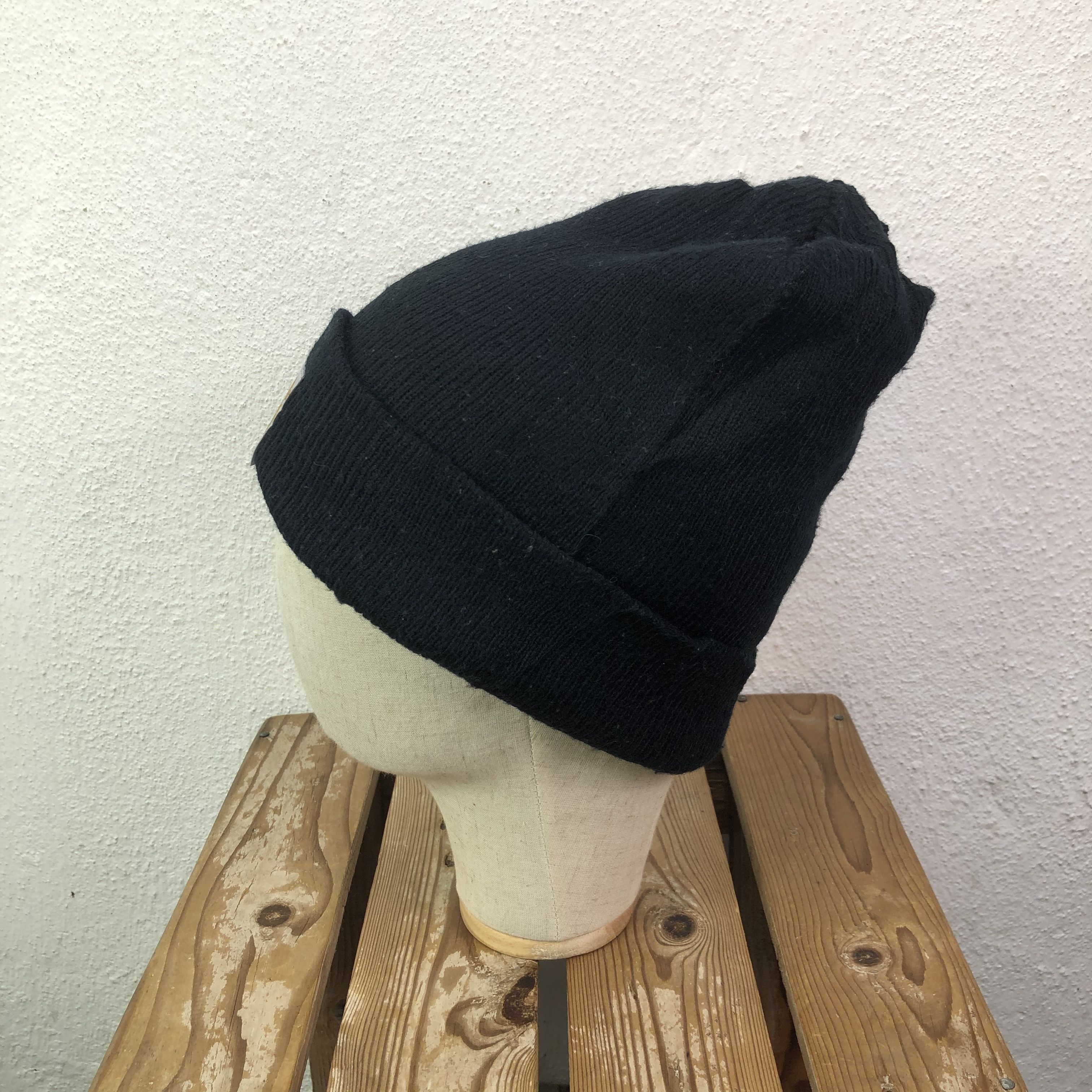 Carhartt × Vintage Vintage Carhartt Black Beanie Hat Size ONE SIZE - 5 Thumbnail