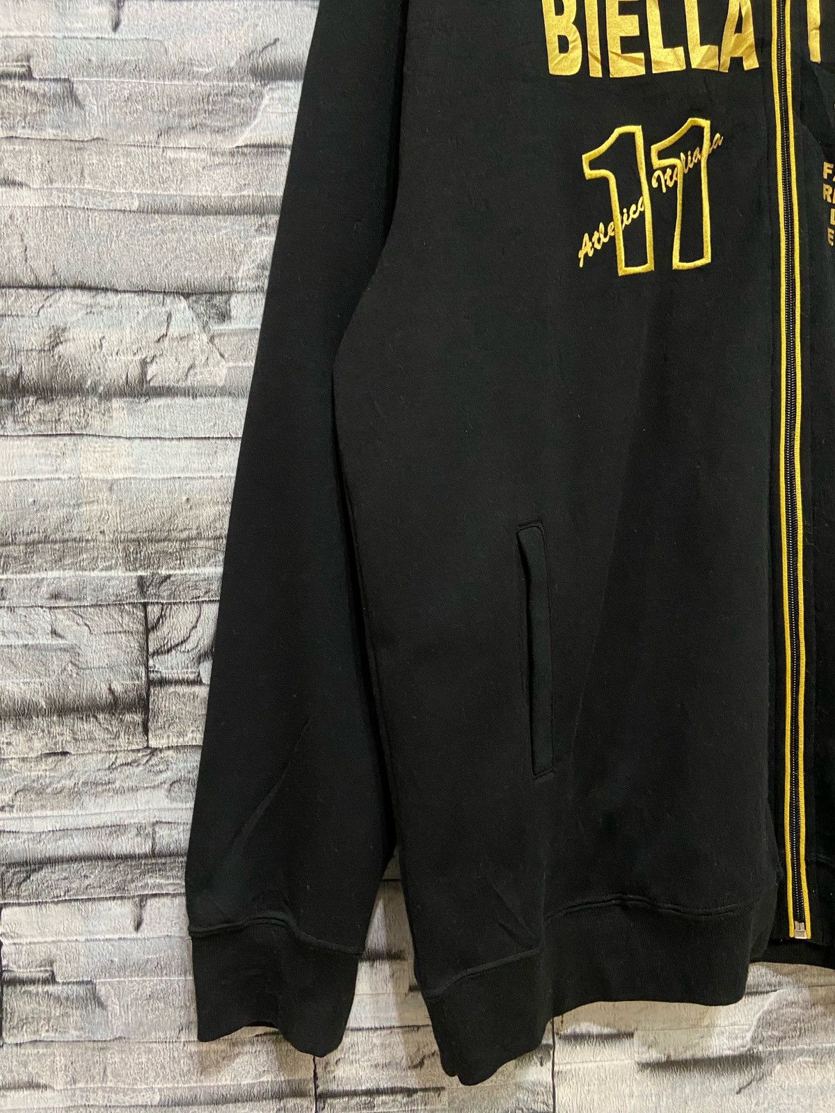 Fila Vintage Fila sweatshirt spell out size 4L fit XXL oversized Size US XXL / EU 58 / 5 - 4 Thumbnail