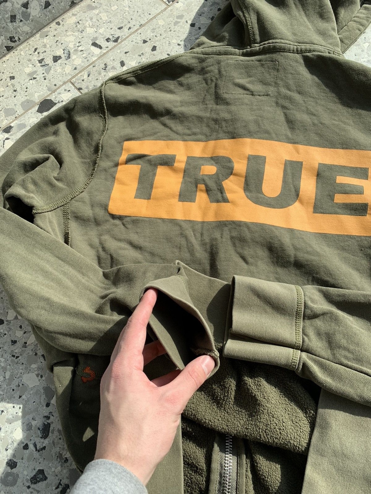 True Religion × Vintage Vintage True Religion Zip up Hoodie TRUE Logo Size US XL / EU 56 / 4 - 3 Thumbnail