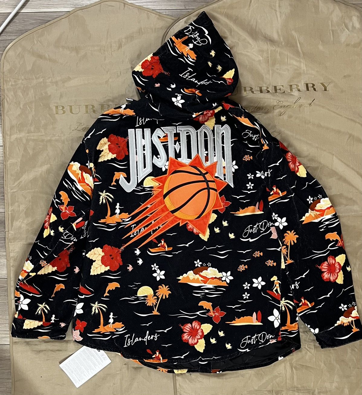 Just Don Just Don graphic-print hooded jacket size M $1400 Size US M / EU 48-50 / 2 - 9 Thumbnail