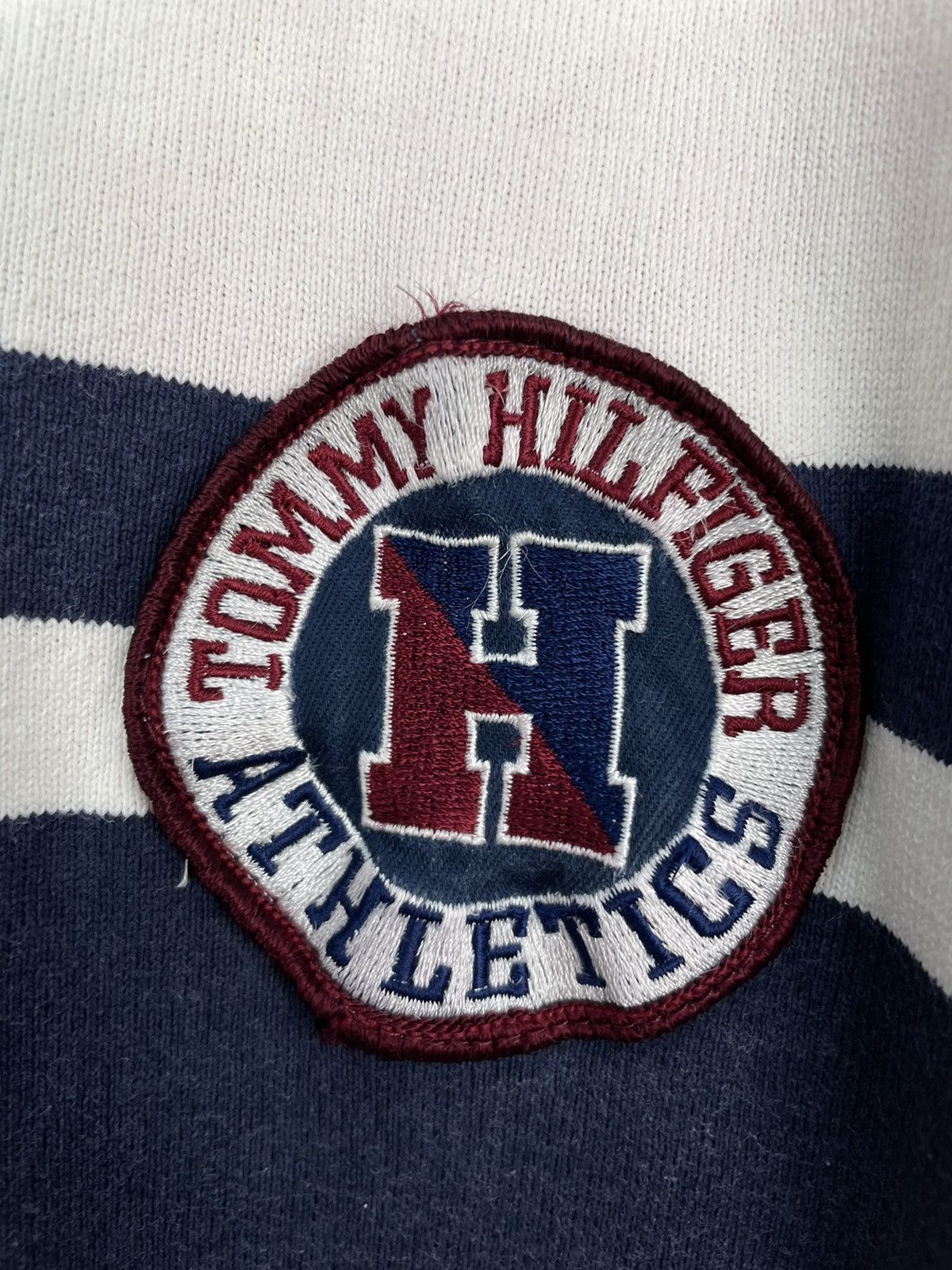 Tommy Hilfiger Vintage 90s Tommy Hilfiger v neck t shirt Size US L / EU 52-54 / 3 - 5 Thumbnail