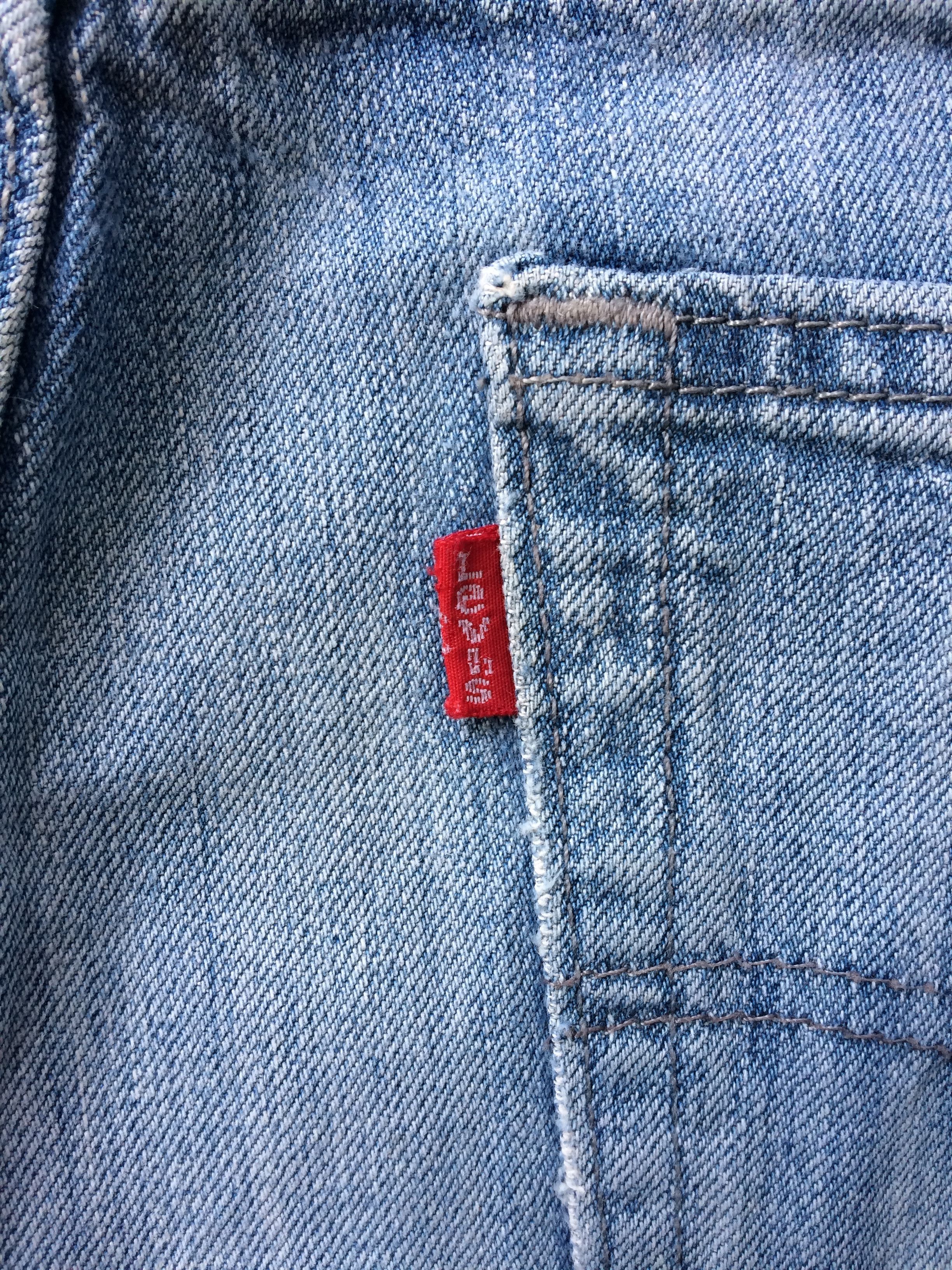 Levi's Vintage Levis 514 Distressed Jeans Light Wash Blue #B-755 Size US 33 - 9 Thumbnail