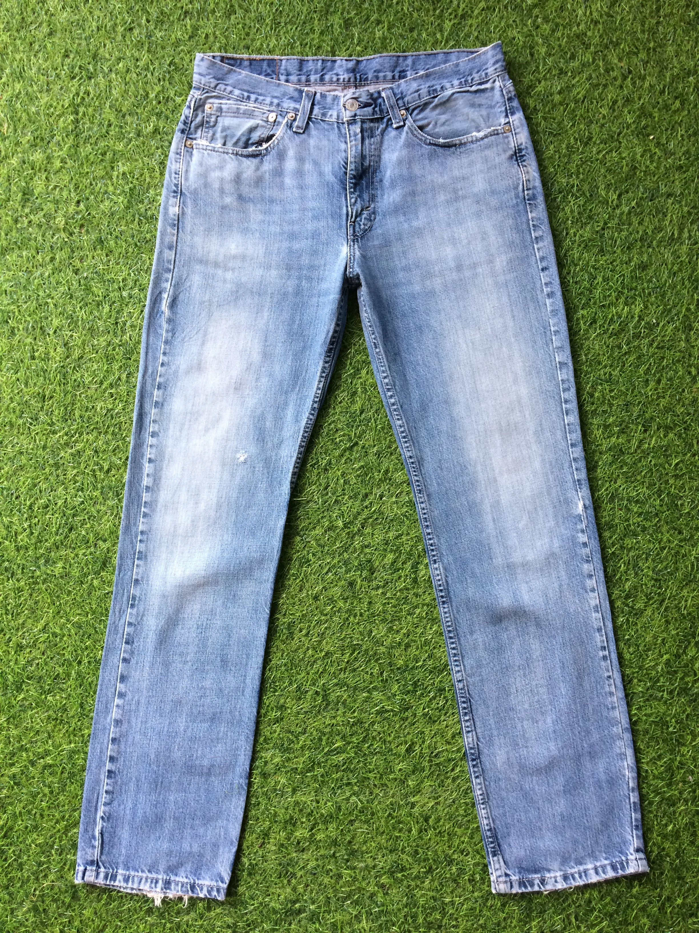 Levi's Vintage Levis 514 Distressed Jeans Light Wash Blue #B-755 Size US 33 - 1 Thumbnail